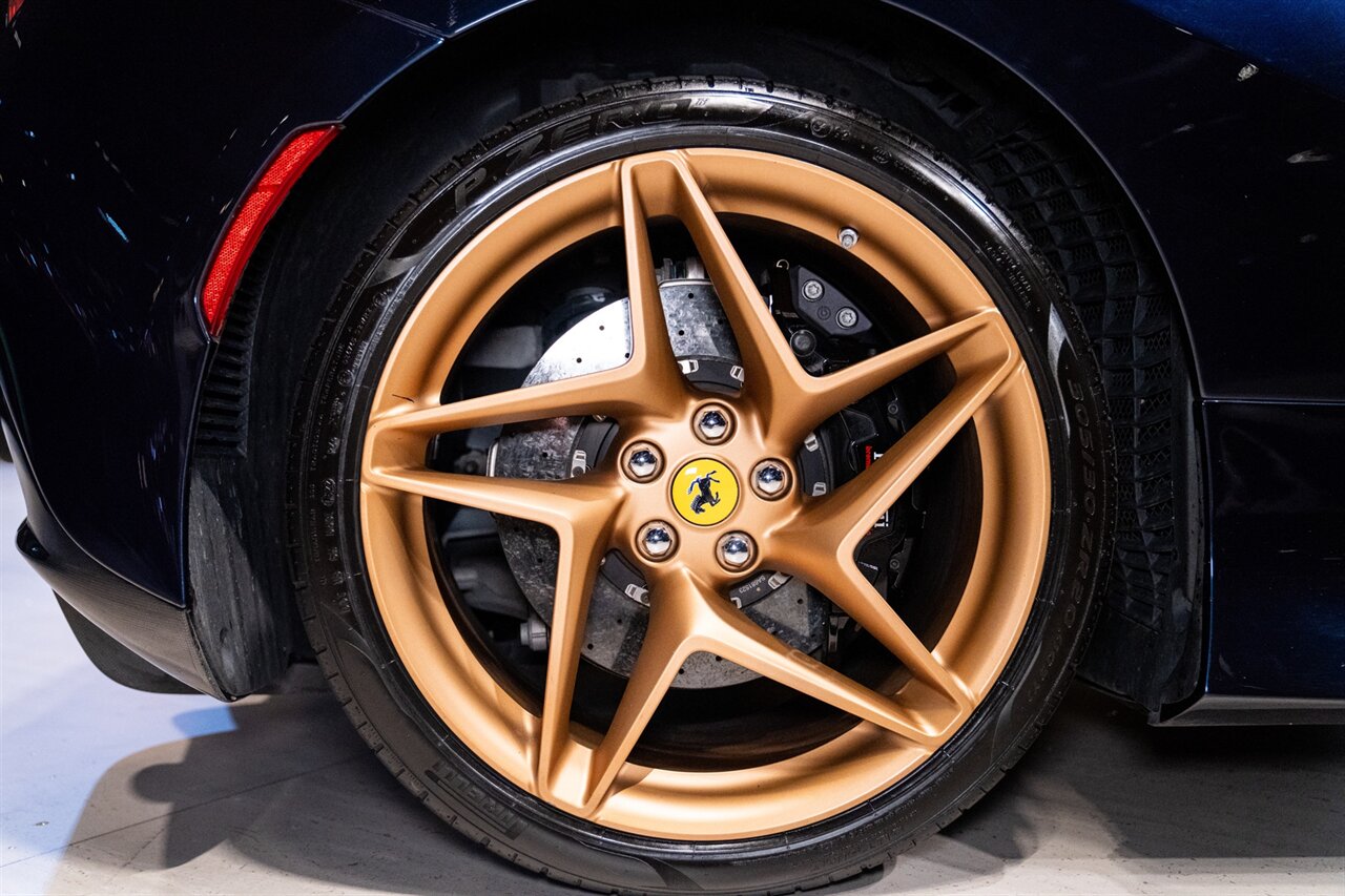 2022 Ferrari F8 Spider Tailor Made   - Photo 12 - Beverly Hills, CA 90212