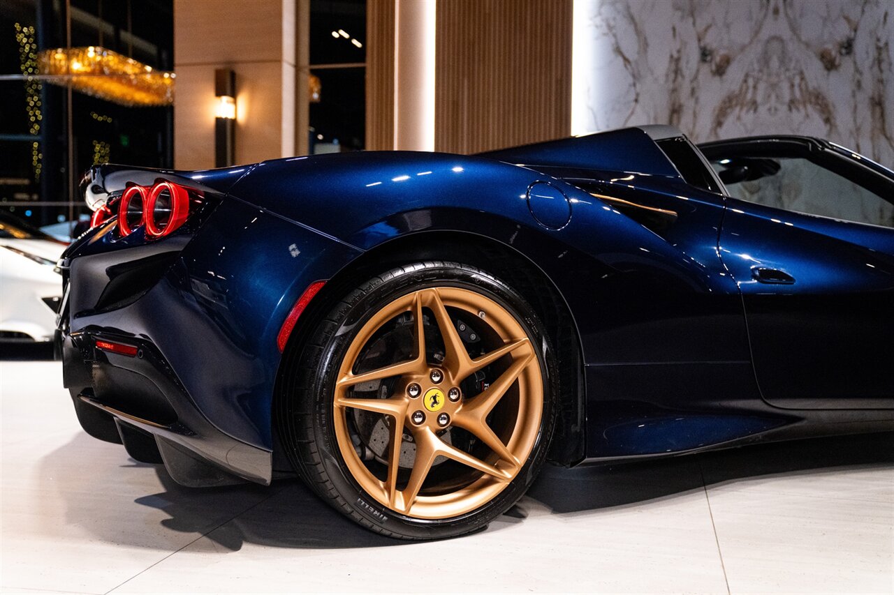 2022 Ferrari F8 Spider Tailor Made   - Photo 11 - Beverly Hills, CA 90212