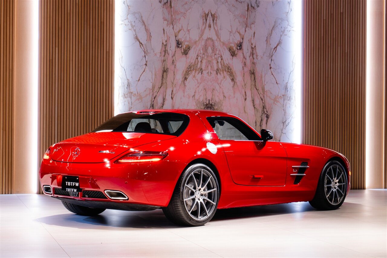 2011 Mercedes-Benz SLS AMG - Photo 4 - Beverly Hills, CA 90212