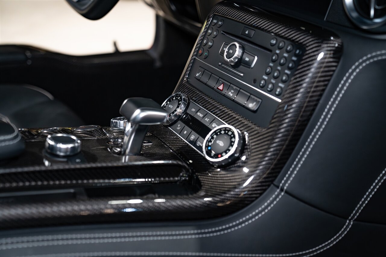 2011 Mercedes-Benz SLS AMG - Photo 16 - Beverly Hills, CA 90212