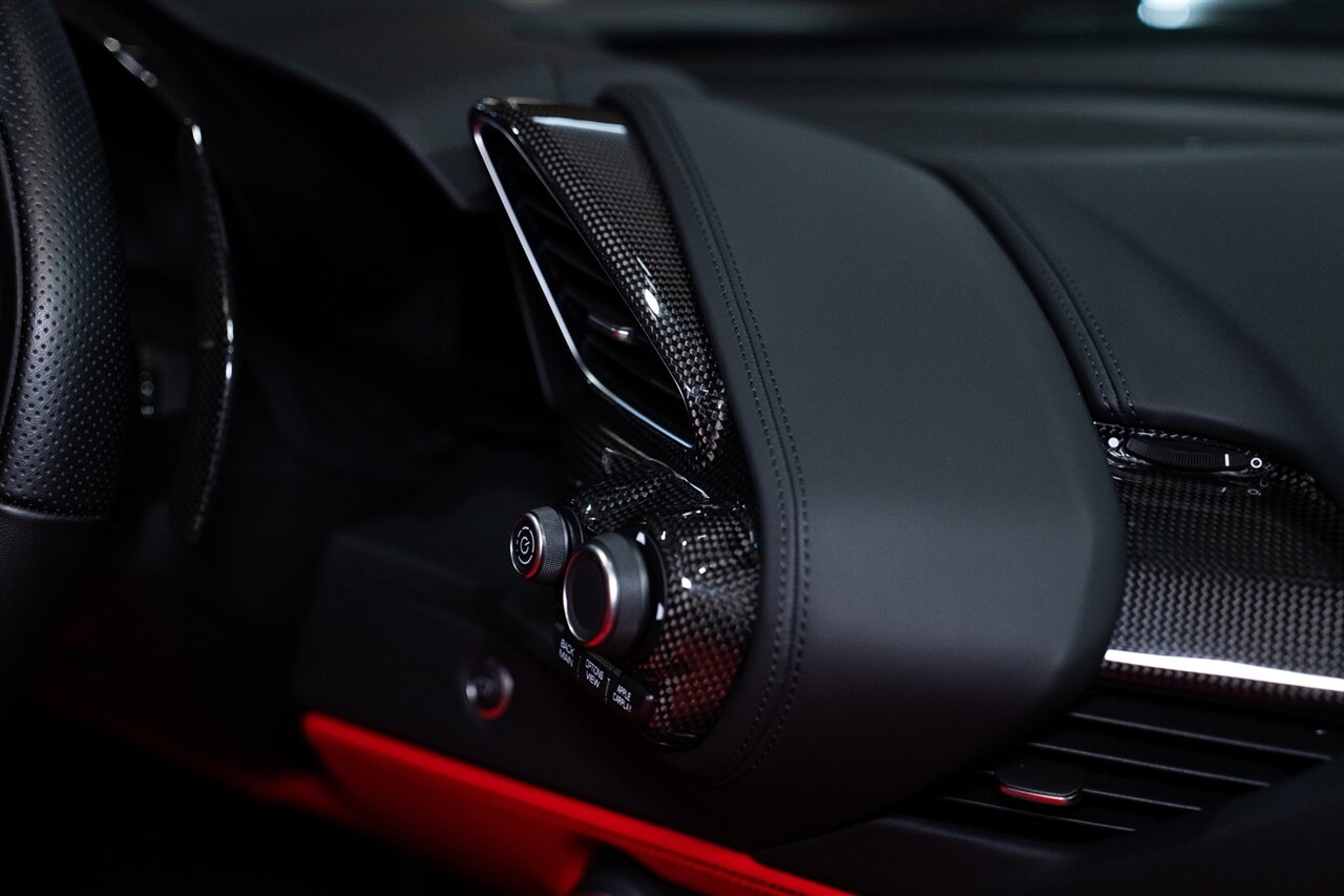2018 Ferrari 488 Spider   - Photo 15 - Beverly Hills, CA 90212