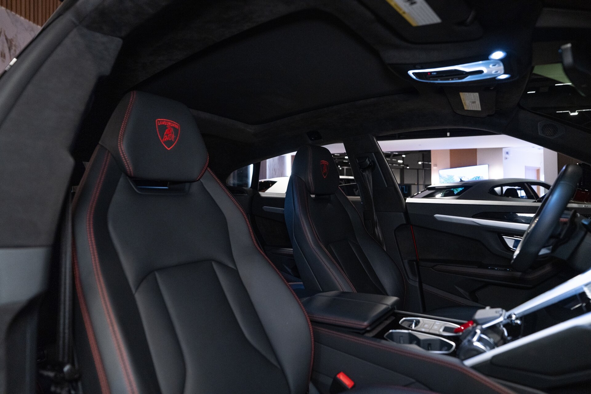 2019 Lamborghini Urus - Photo 31