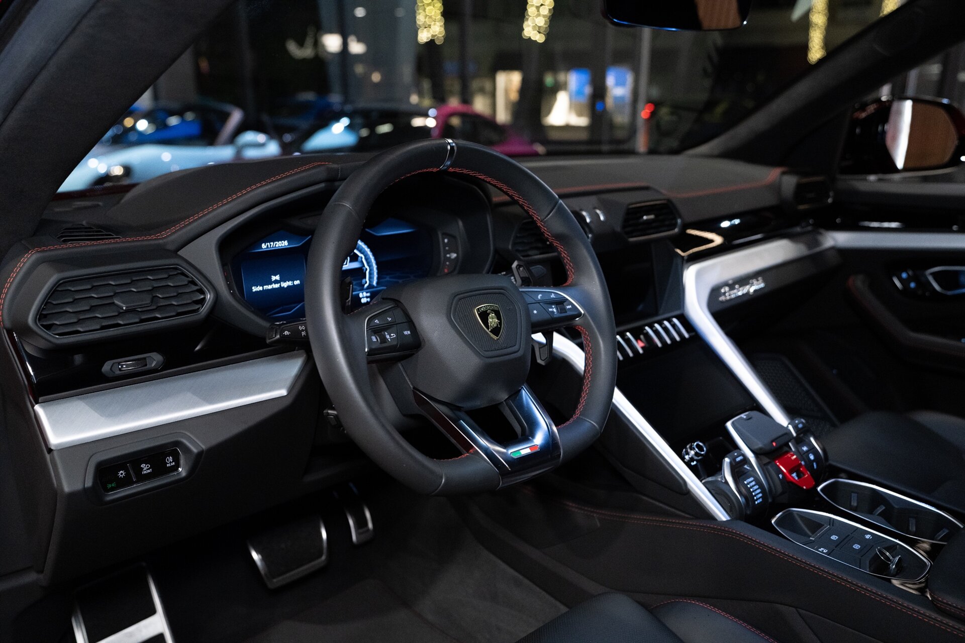 2019 Lamborghini Urus - Photo 14