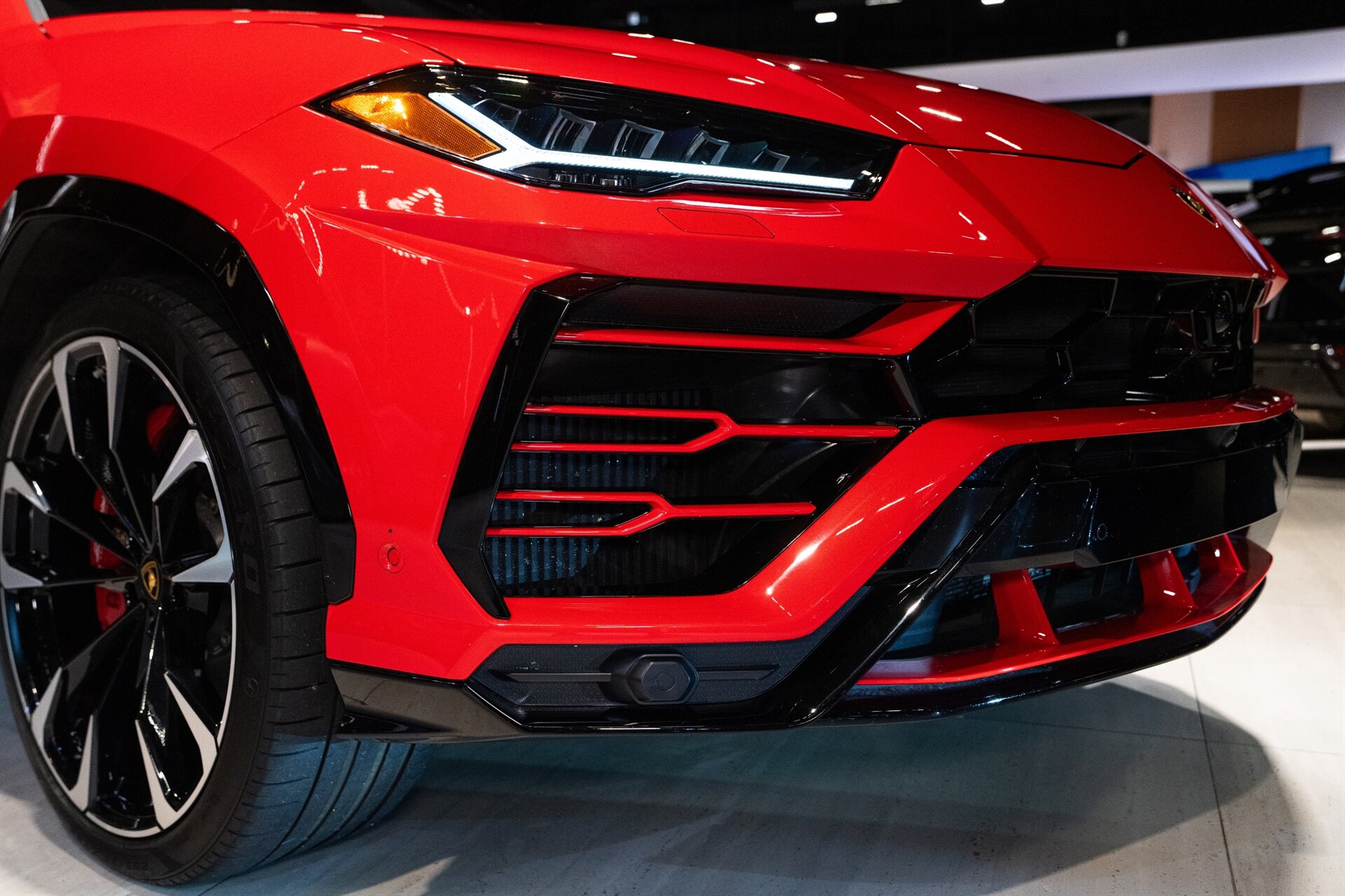 2019 Lamborghini Urus - Photo 28