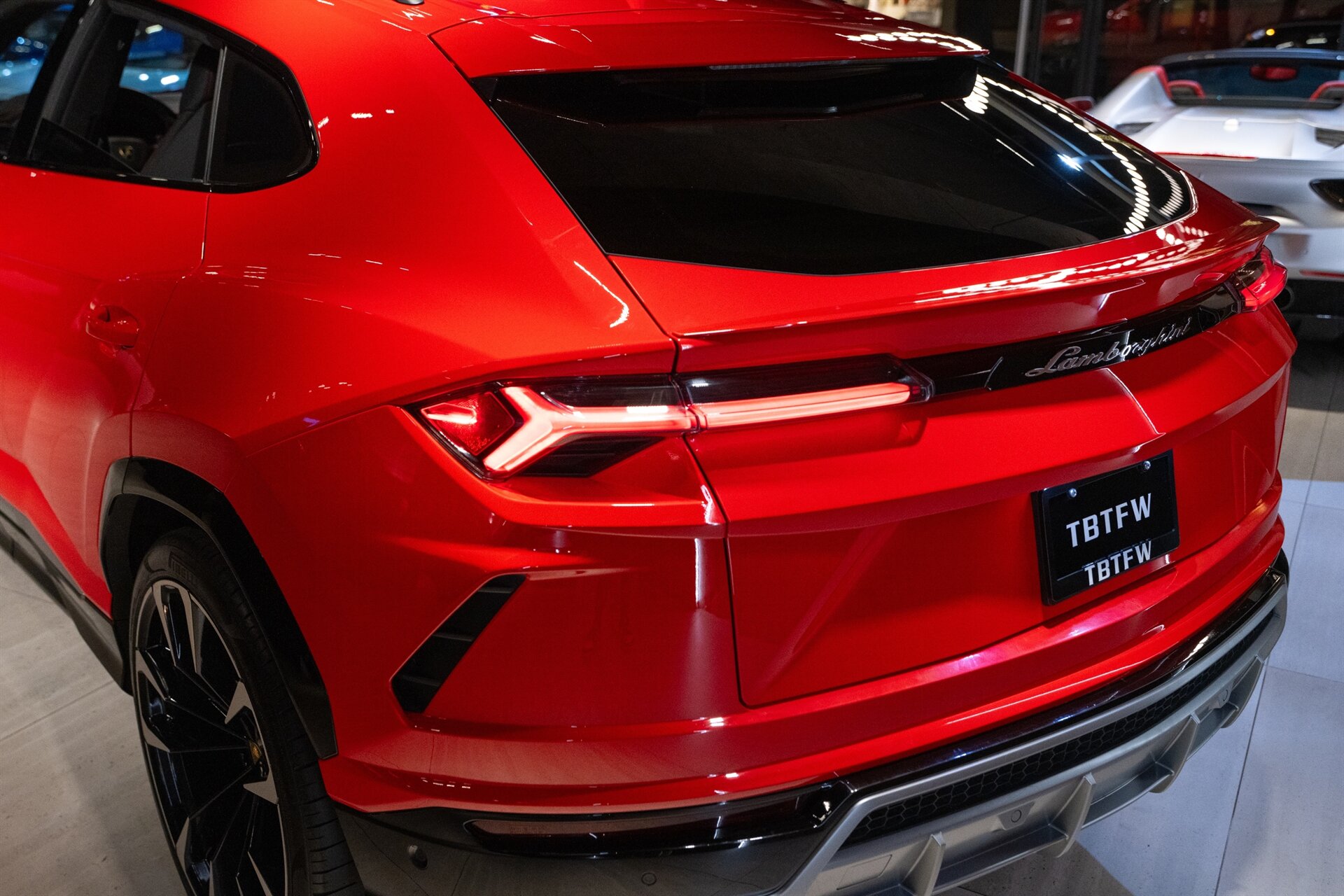 2019 Lamborghini Urus - Photo 9