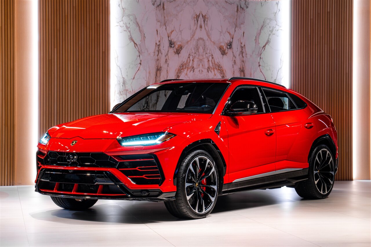 2019 Lamborghini Urus   - Photo 1 - Beverly Hills, CA 90212
