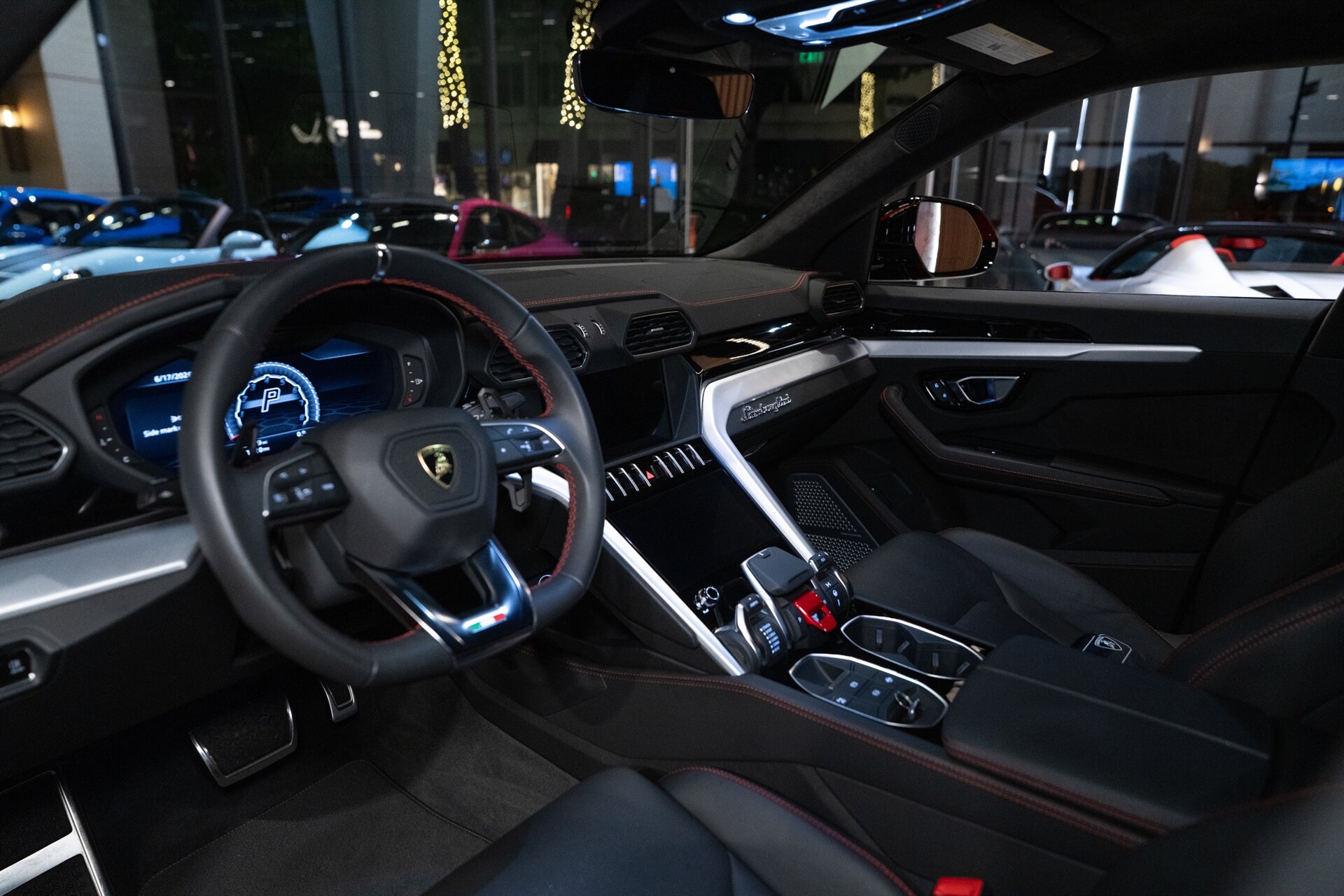 2019 Lamborghini Urus - Photo 15