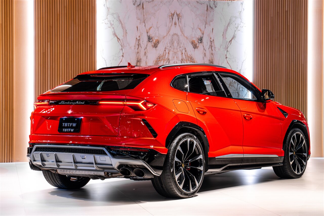 2019 Lamborghini Urus - Photo 2 - Beverly Hills, CA 90212