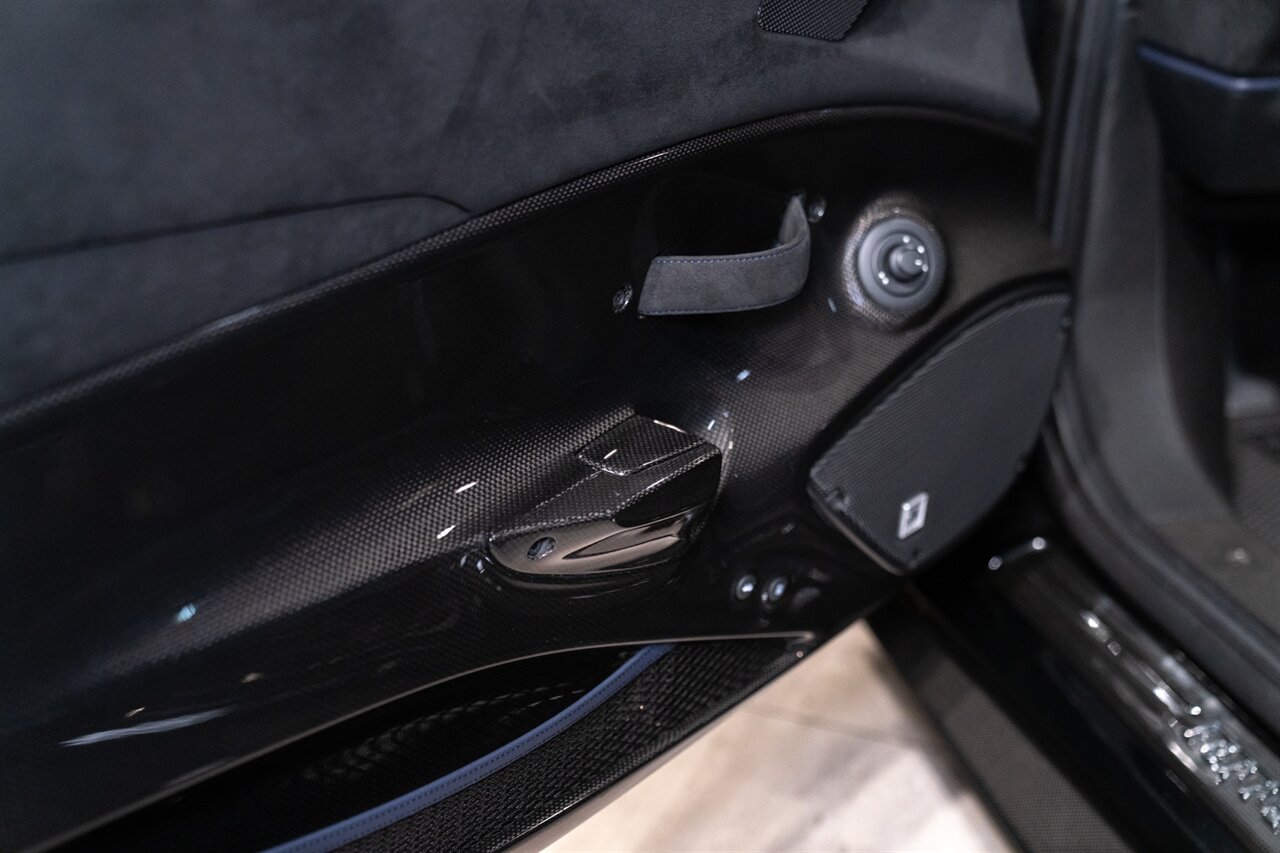 2020 Ferrari 488 Pista   - Photo 21 - Beverly Hills, CA 90212