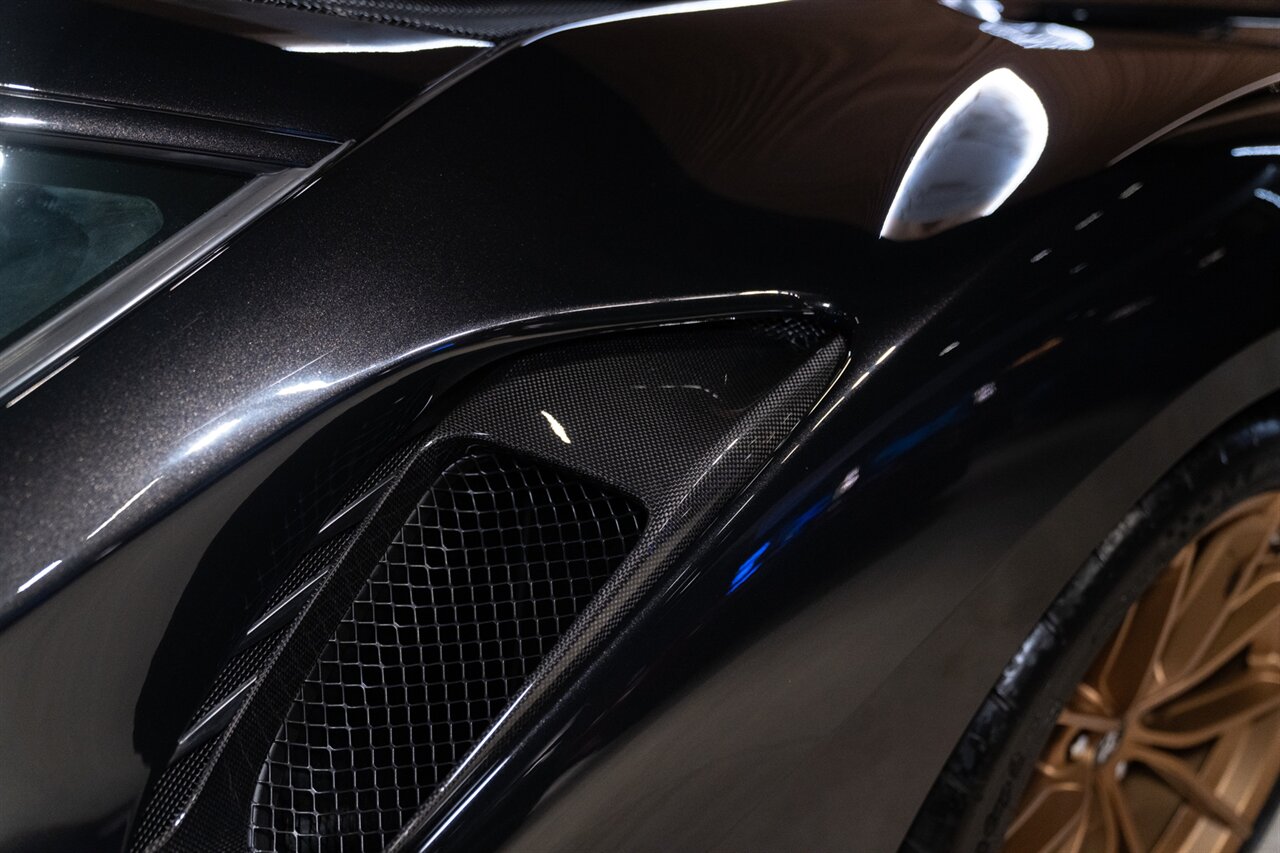 2020 Ferrari 488 Pista   - Photo 19 - Beverly Hills, CA 90212