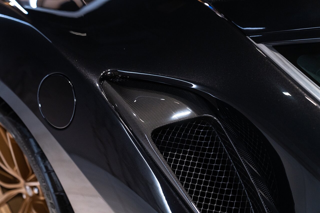 2020 Ferrari 488 Pista   - Photo 47 - Beverly Hills, CA 90212