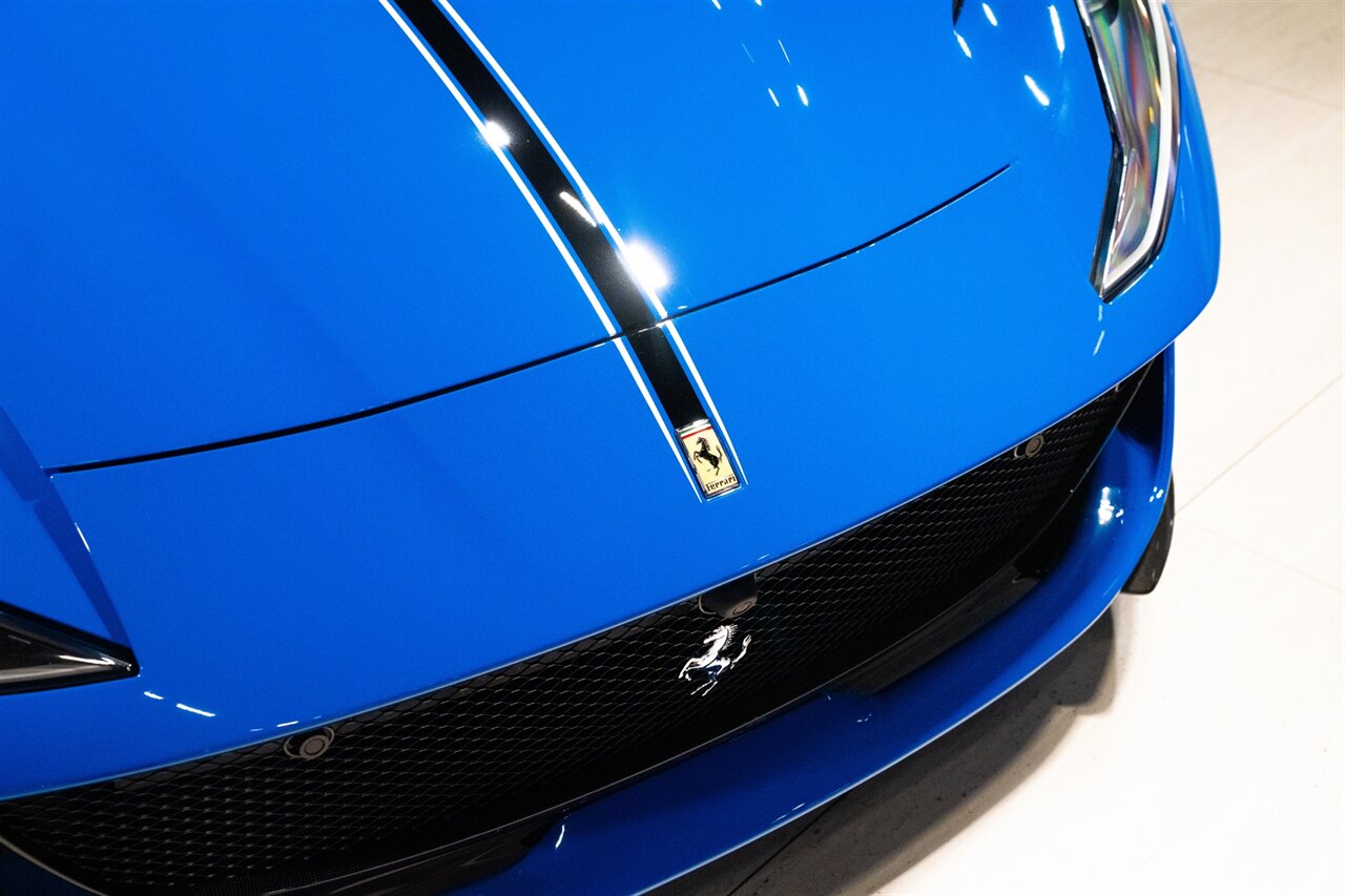 2022 Ferrari 812 GTS Atelier New York   - Photo 9 - Beverly Hills, CA 90212