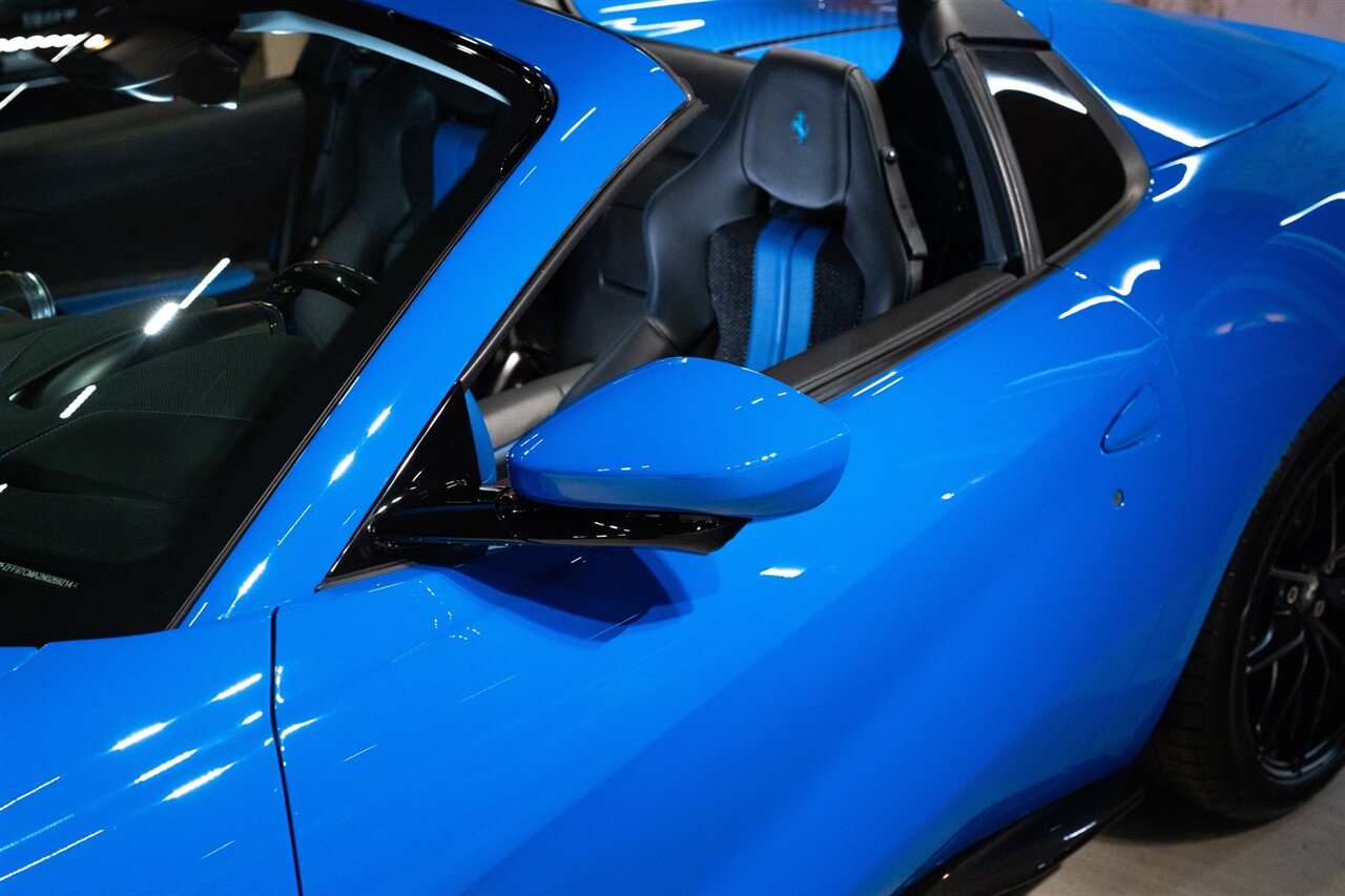 2022 Ferrari 812 GTS Atelier New York   - Photo 13 - Beverly Hills, CA 90212