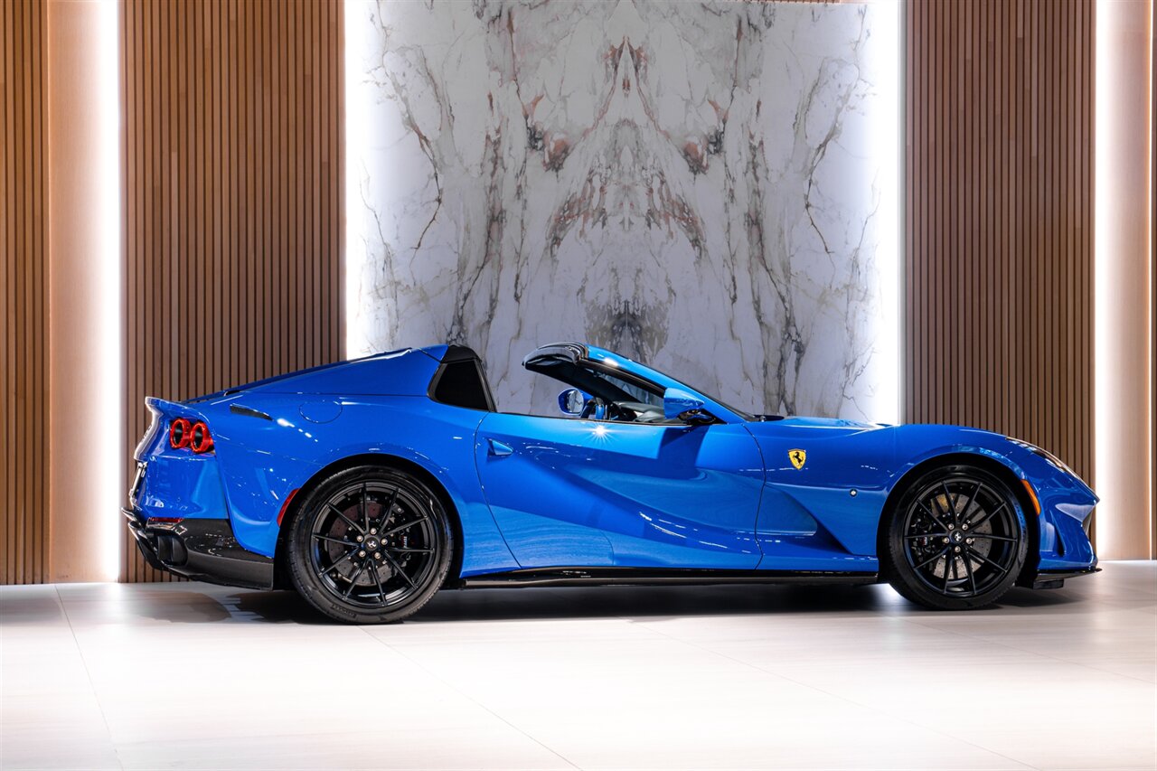 2022 Ferrari 812 GTS Atelier New York   - Photo 5 - Beverly Hills, CA 90212