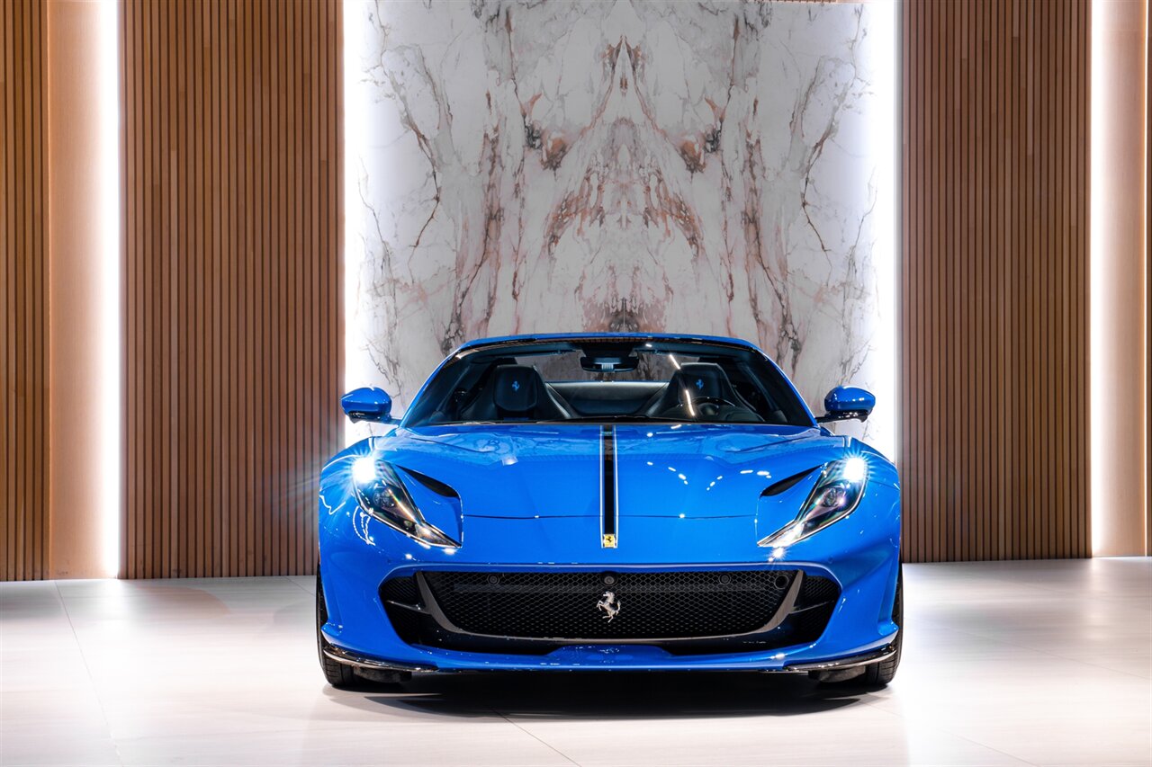 2022 Ferrari 812 GTS Atelier New York   - Photo 4 - Beverly Hills, CA 90212