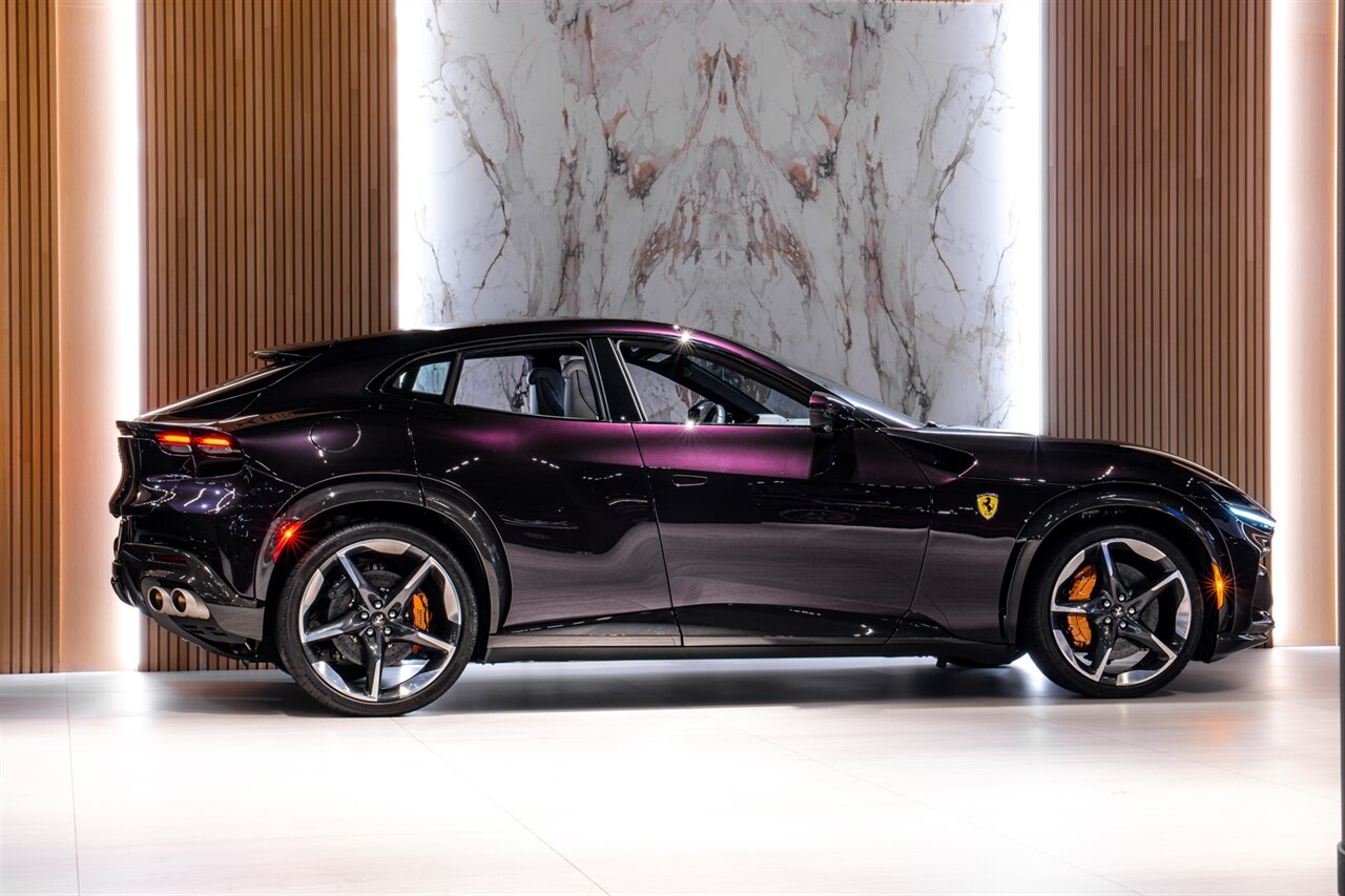 2024 Ferrari Purosangue   - Photo 4 - Beverly Hills, CA 90212