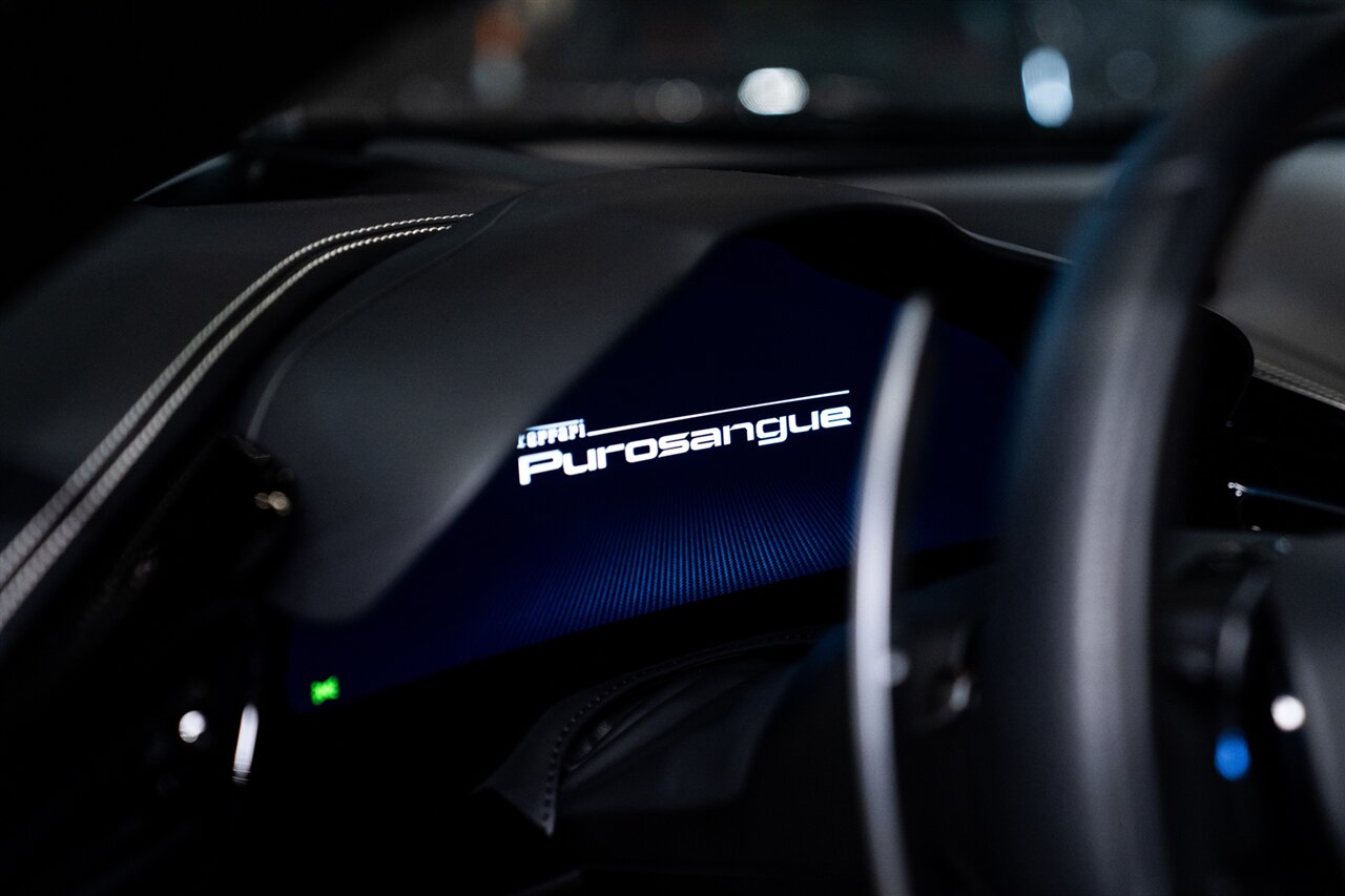 2024 Ferrari Purosangue   - Photo 15 - Beverly Hills, CA 90212