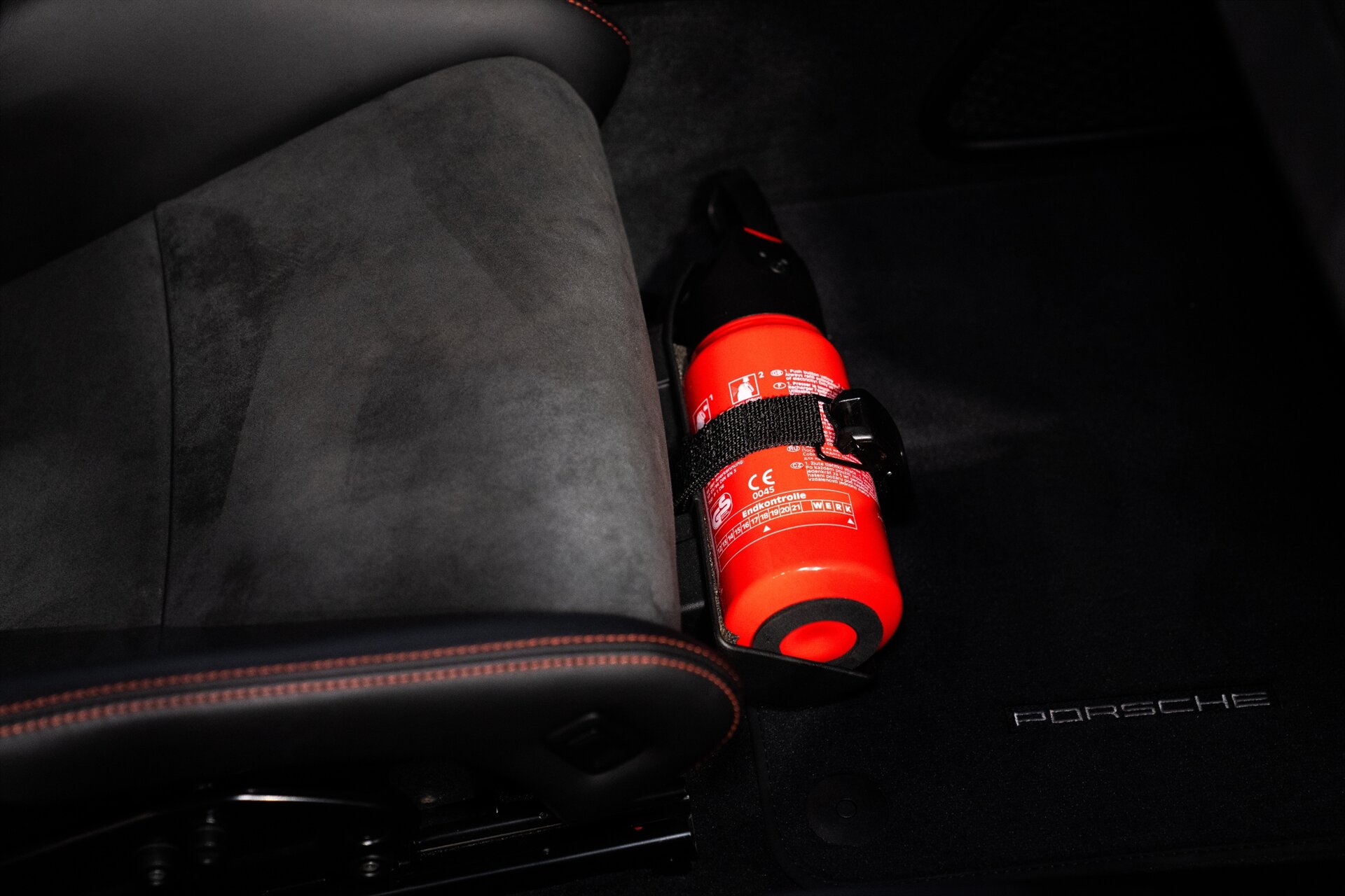 2018 Porsche 911 GT2 RS - Photo 38