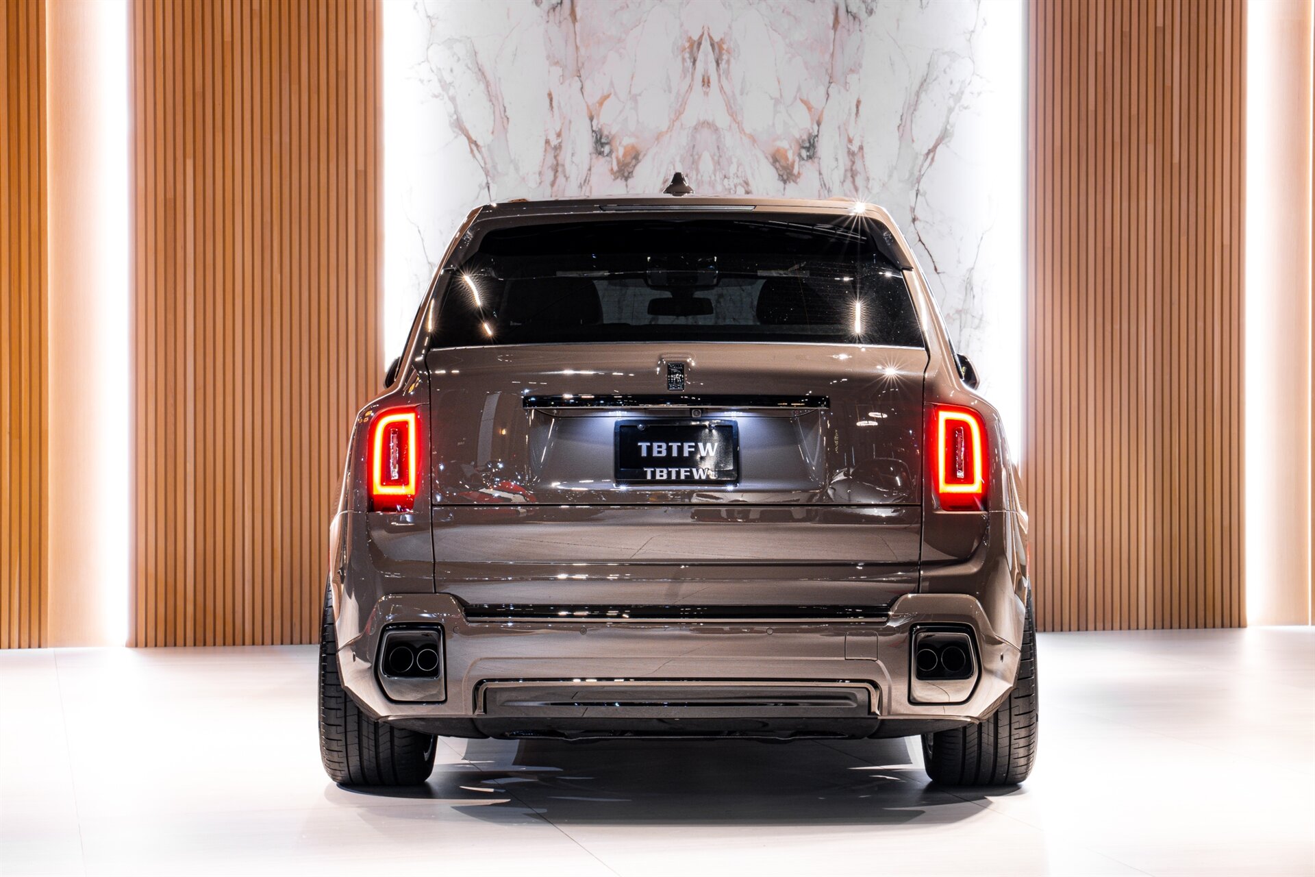 2027 Rolls-Royce Black Badge Cullinan - Photo 6