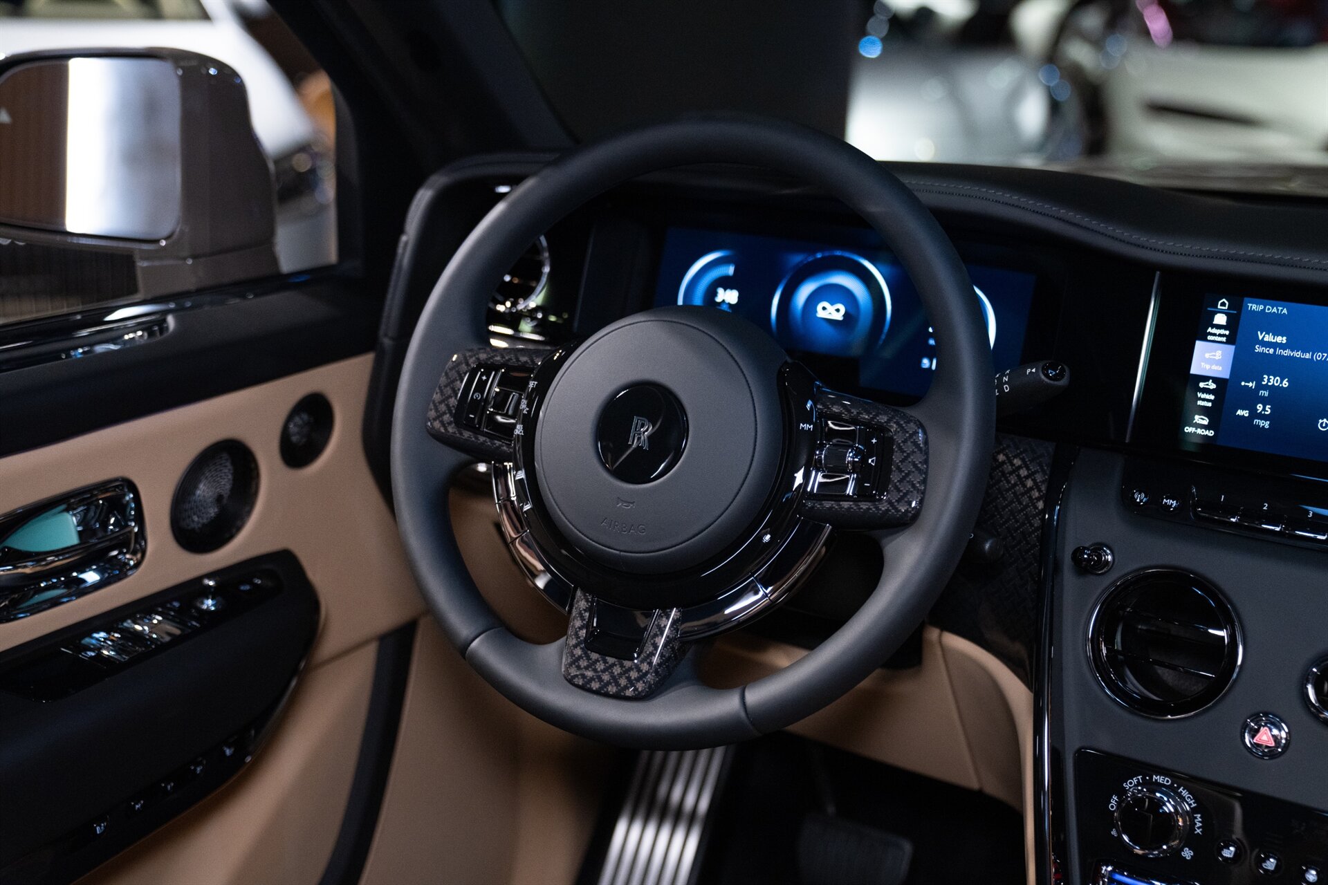 2027 Rolls-Royce Black Badge Cullinan - Photo 31