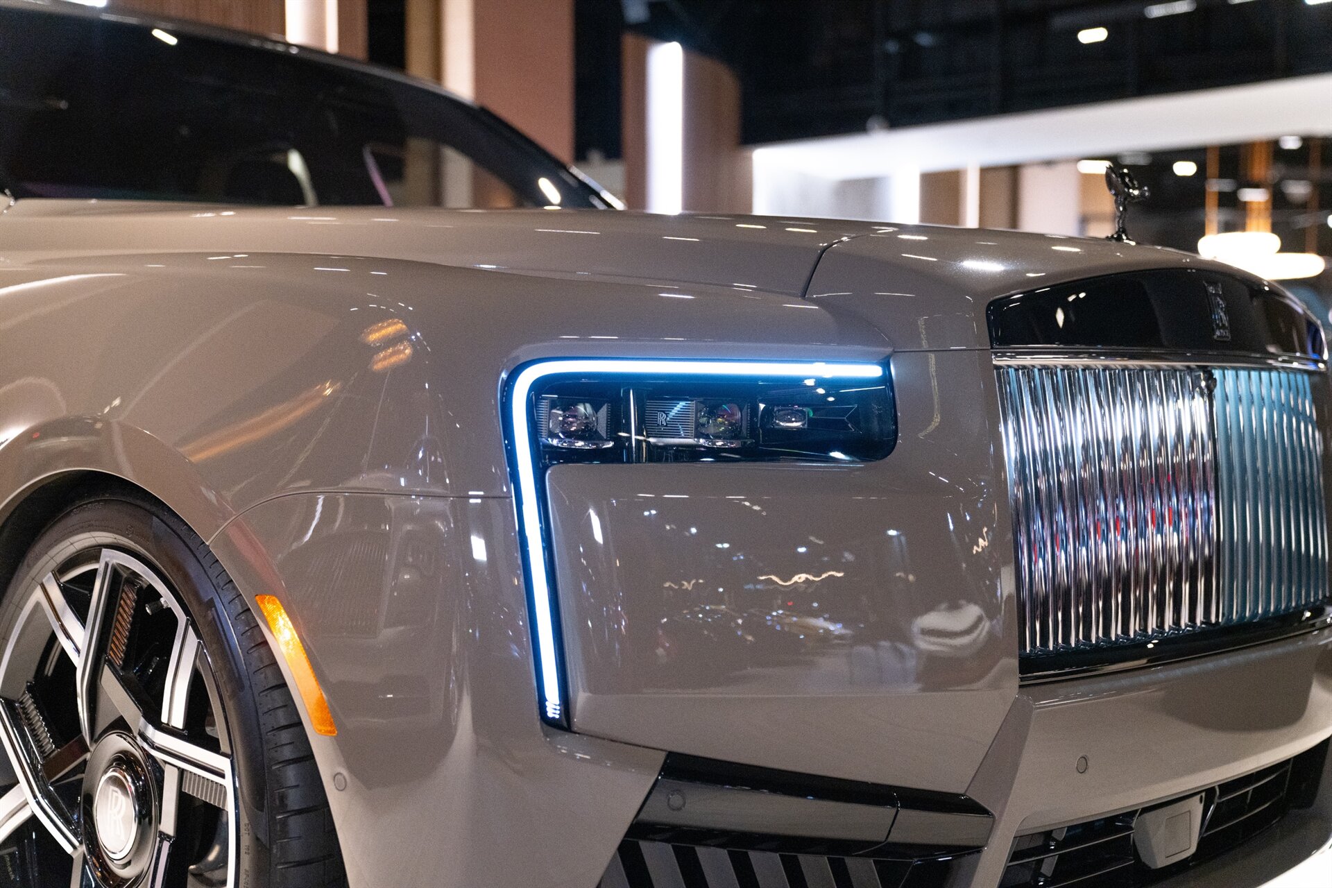 2027 Rolls-Royce Black Badge Cullinan - Photo 8