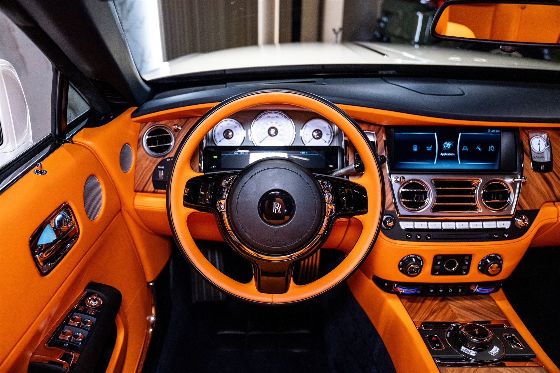 2021 Rolls-Royce Dawn - Photo 21