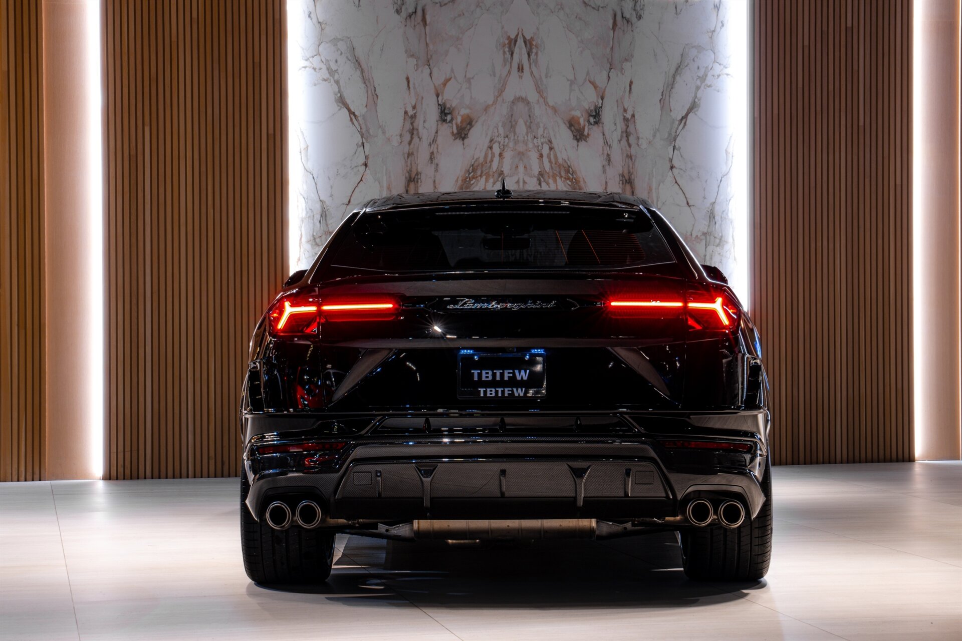 2023 Lamborghini Urus Performante - Photo 4
