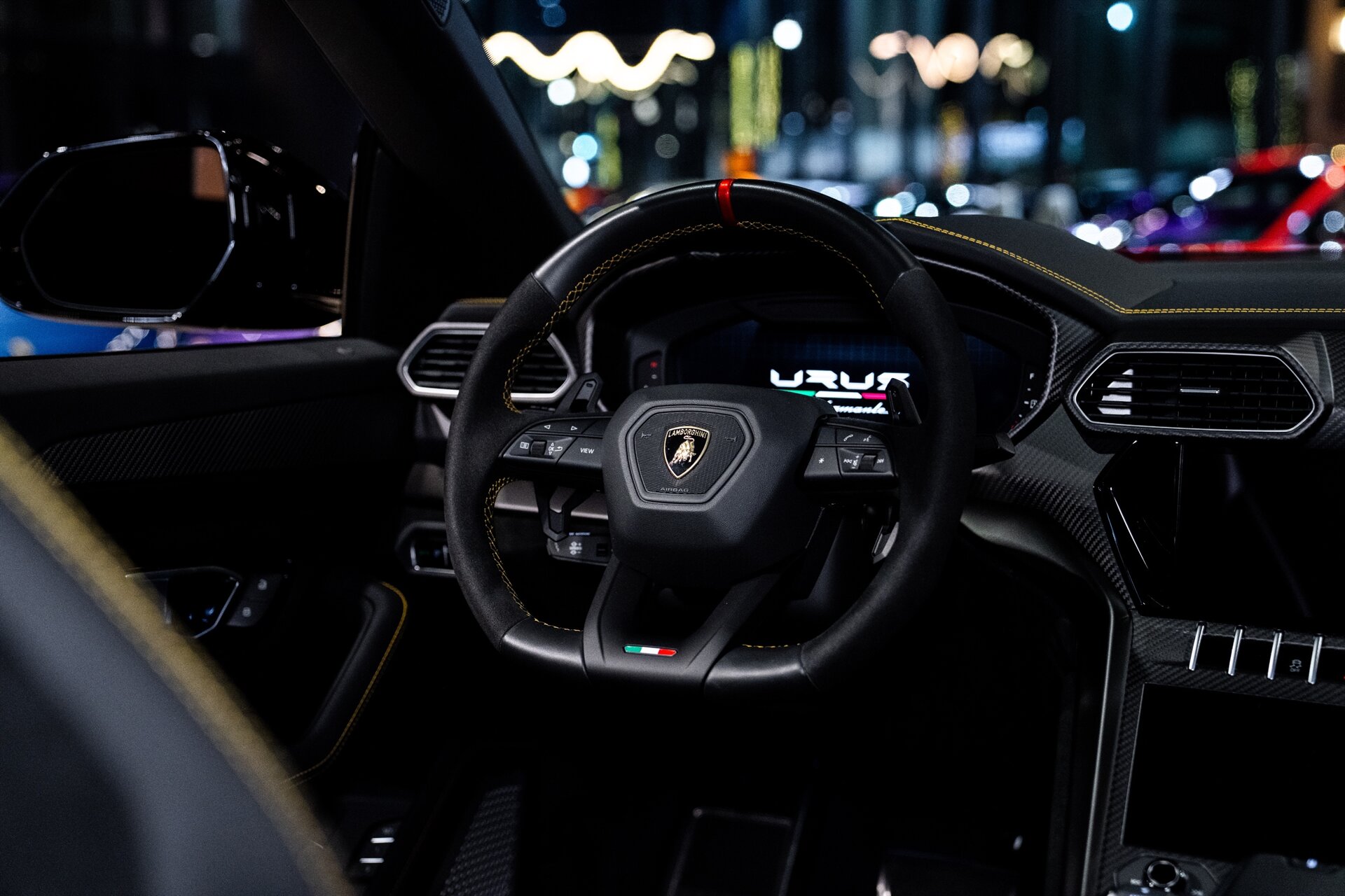 2023 Lamborghini Urus Performante - Photo 30