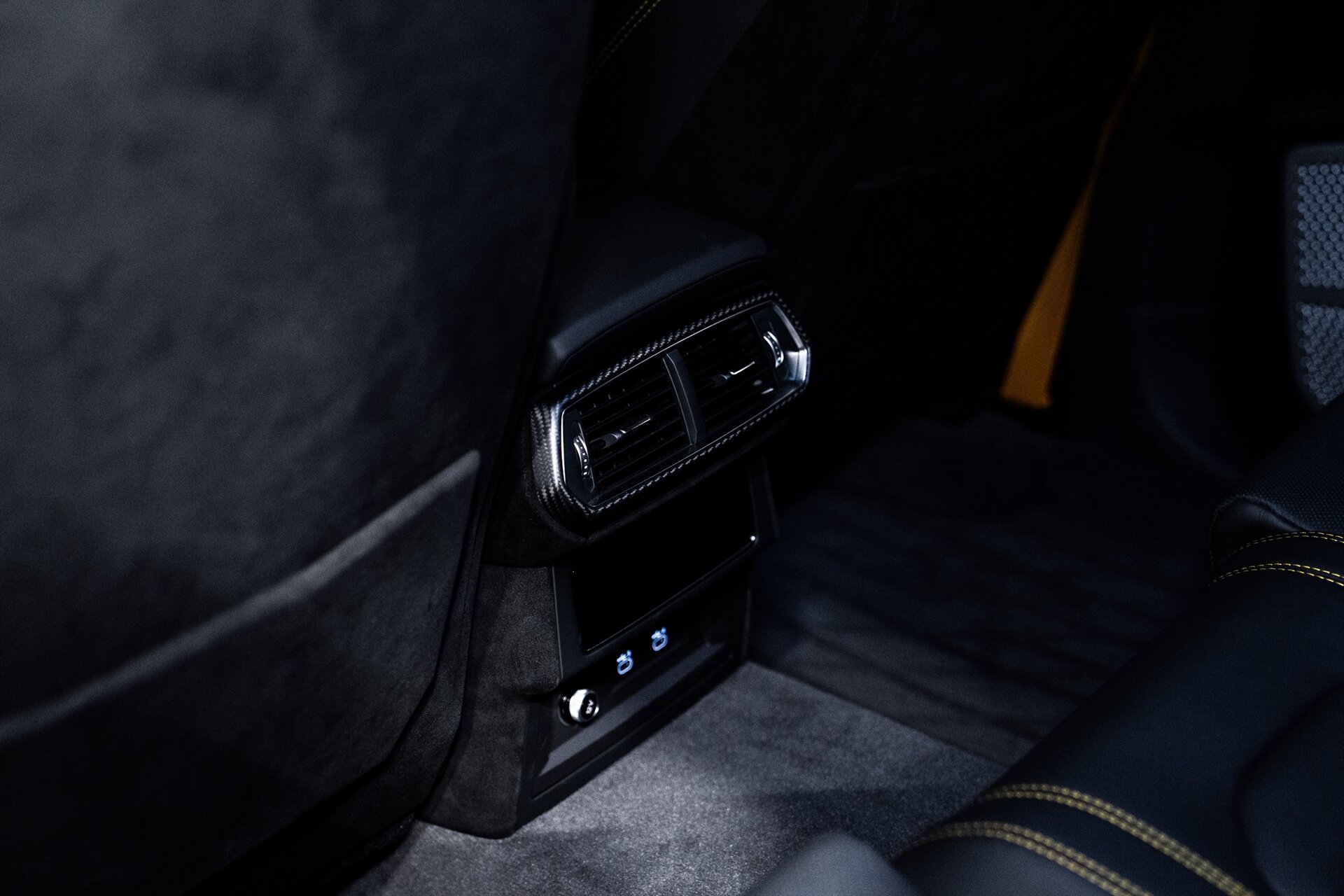 2023 Lamborghini Urus Performante - Photo 32