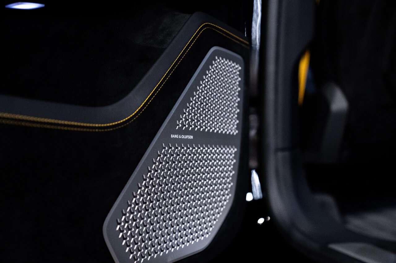 2023 Lamborghini Urus Performante - Photo 31 - Beverly Hills, CA 90212