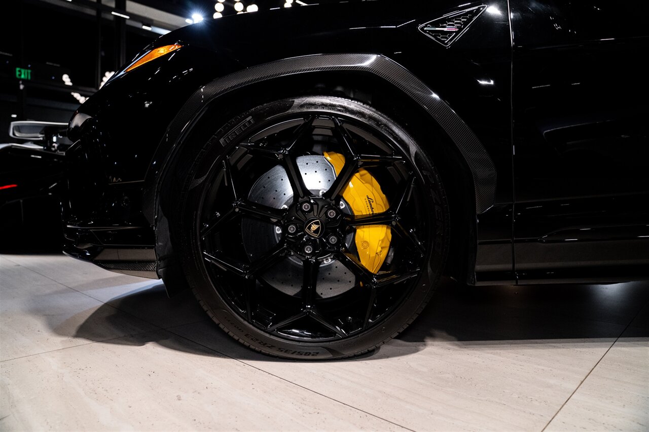 2023 Lamborghini Urus Performante - Photo 7 - Beverly Hills, CA 90212