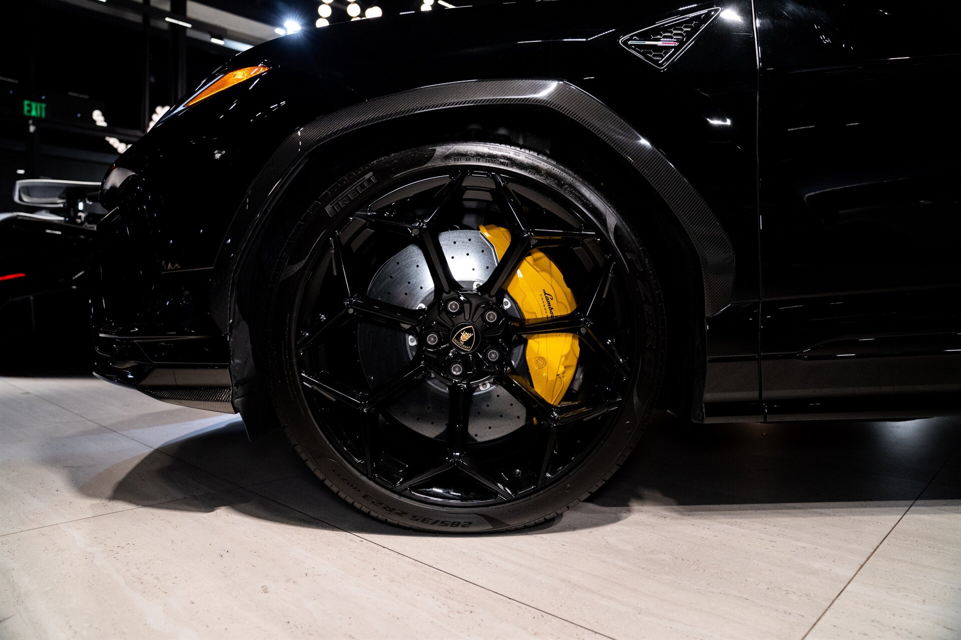 2023 Lamborghini Urus Performante - Photo 7