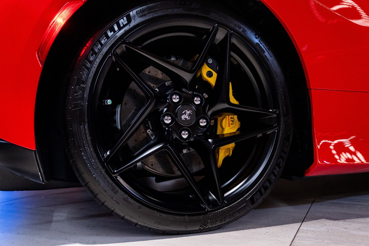 2022 Ferrari F8 Tributo   - Photo 31 - Beverly Hills, CA 90212