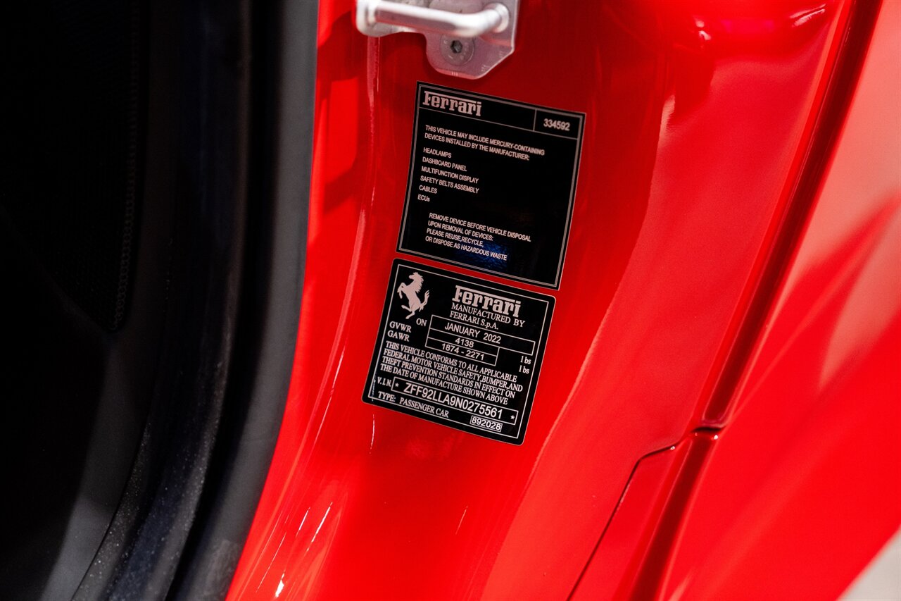 2022 Ferrari F8 Tributo   - Photo 39 - Beverly Hills, CA 90212