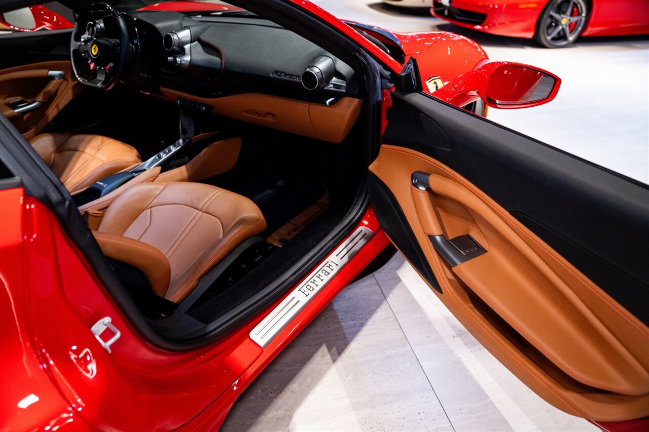 2022 Ferrari F8 Tributo   - Photo 18 - Beverly Hills, CA 90212