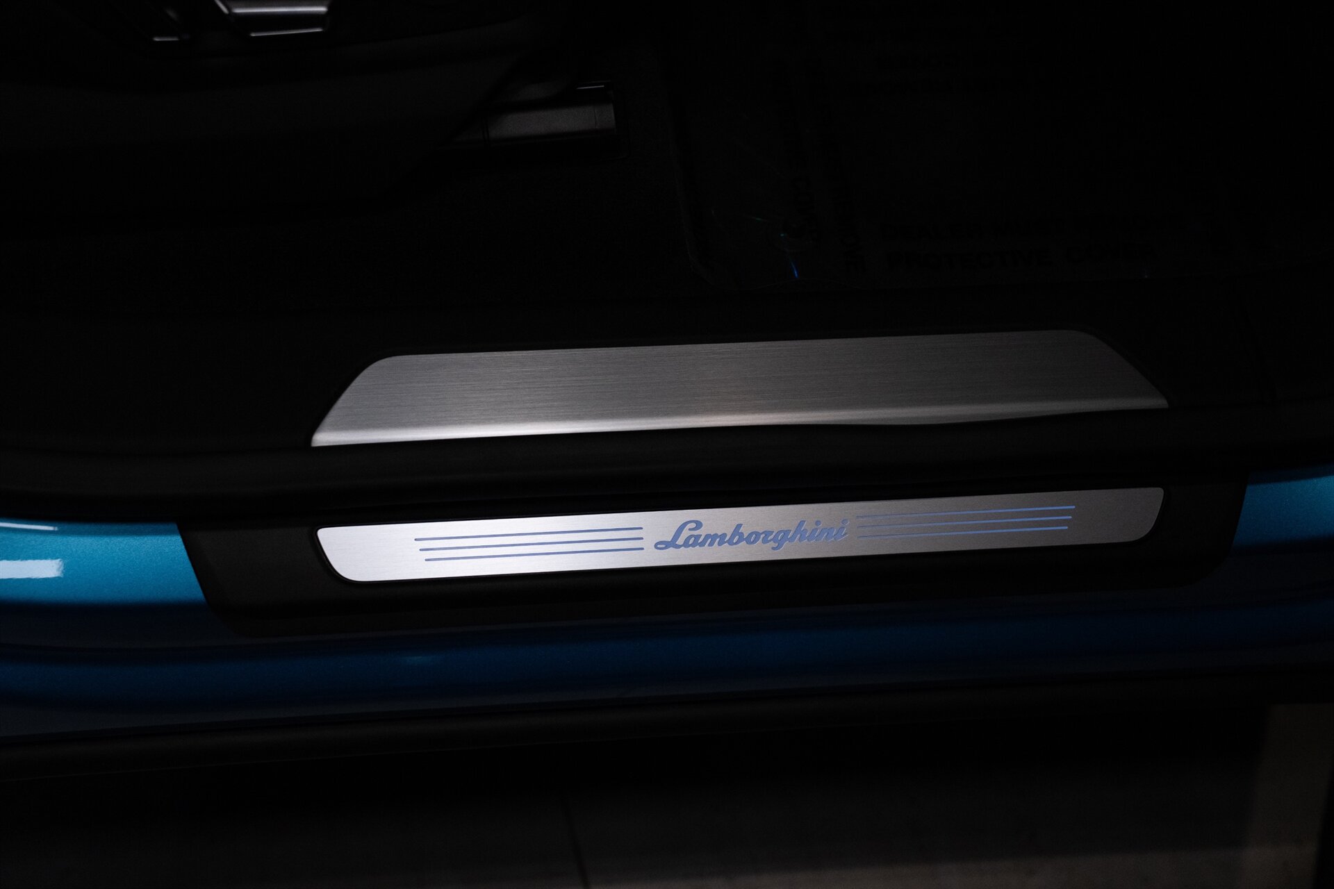 2022 Lamborghini Urus - Photo 11