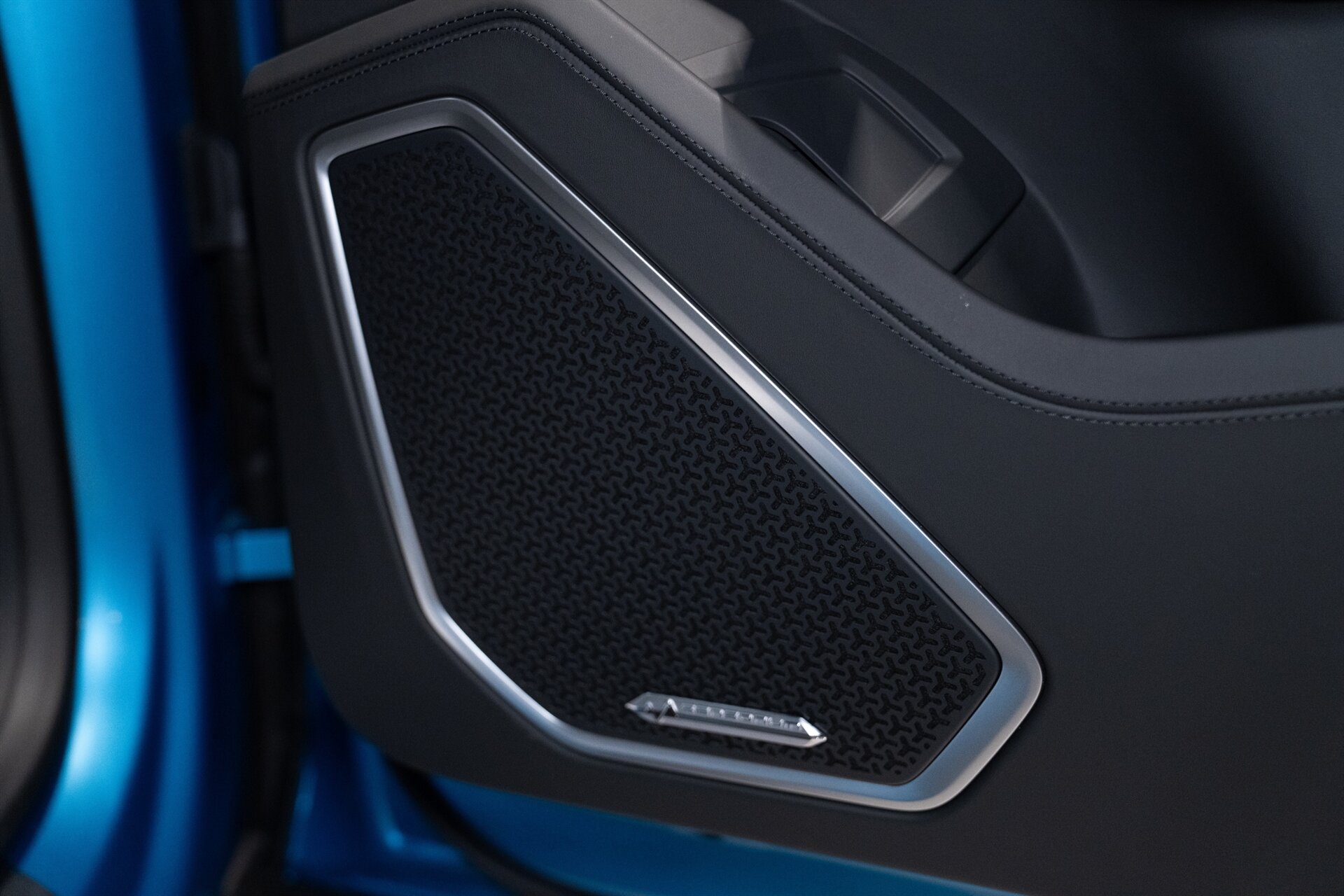 2022 Lamborghini Urus - Photo 10