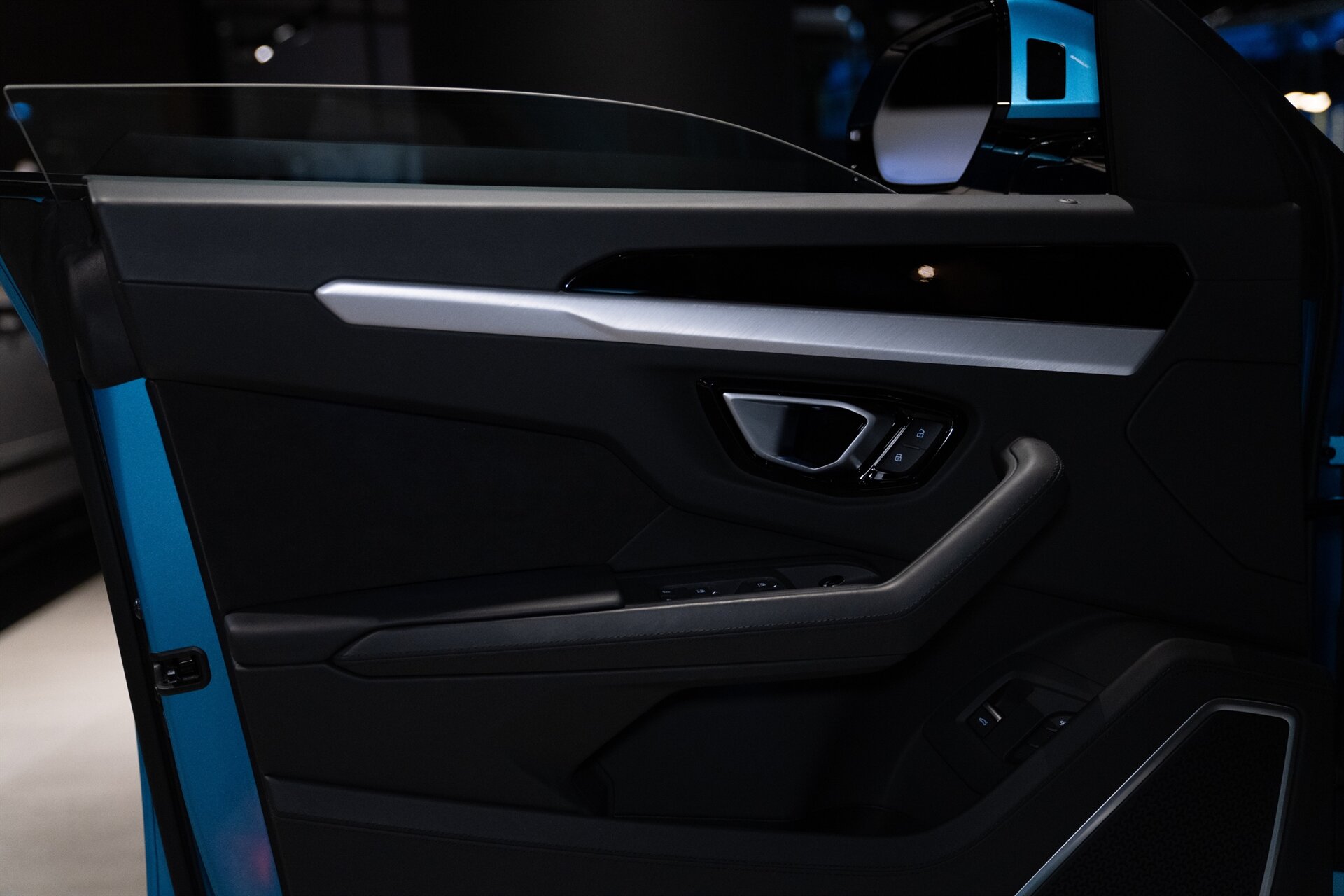 2022 Lamborghini Urus - Photo 15