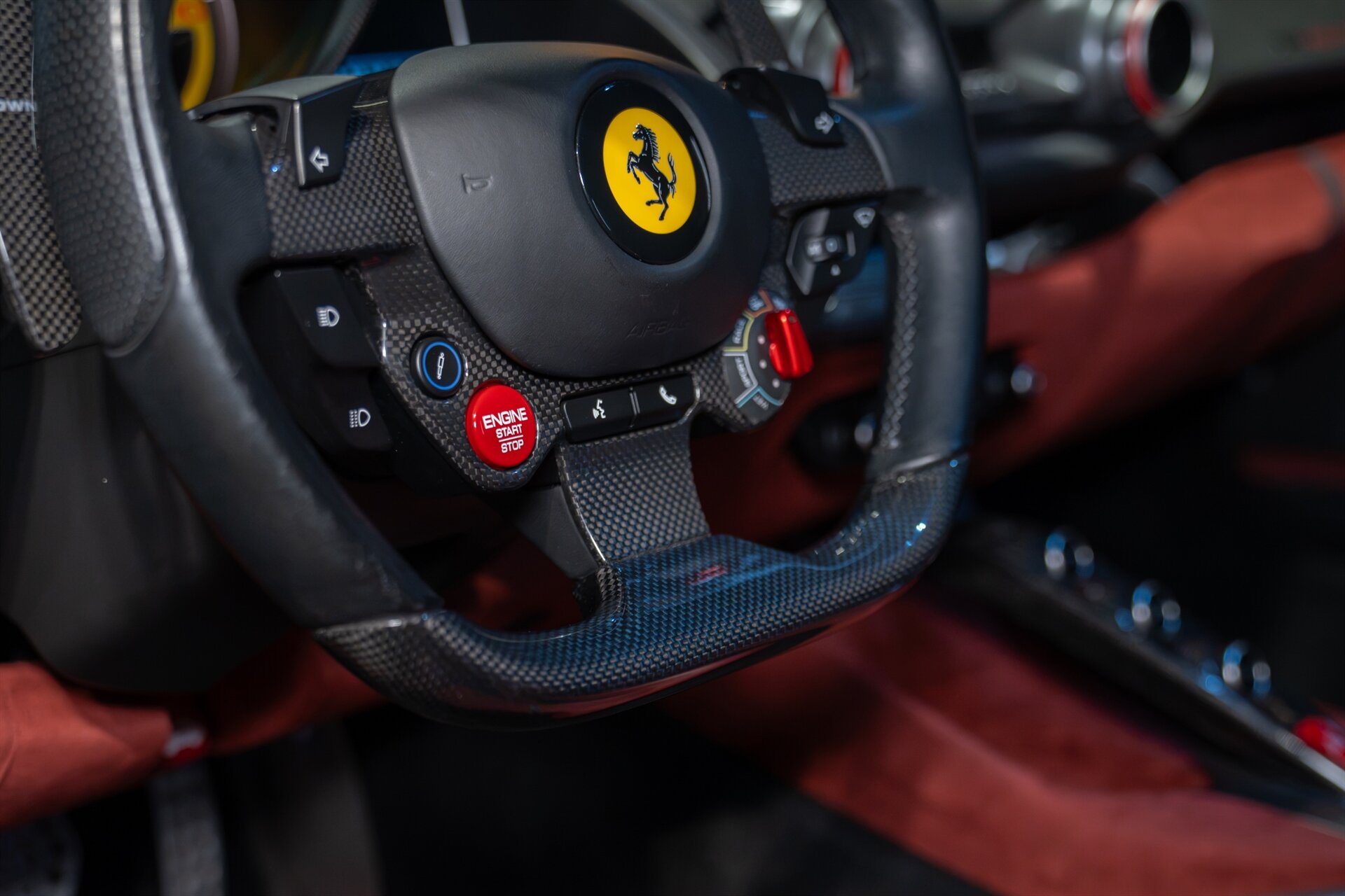 2019 Ferrari 812 Superfast - Photo 18