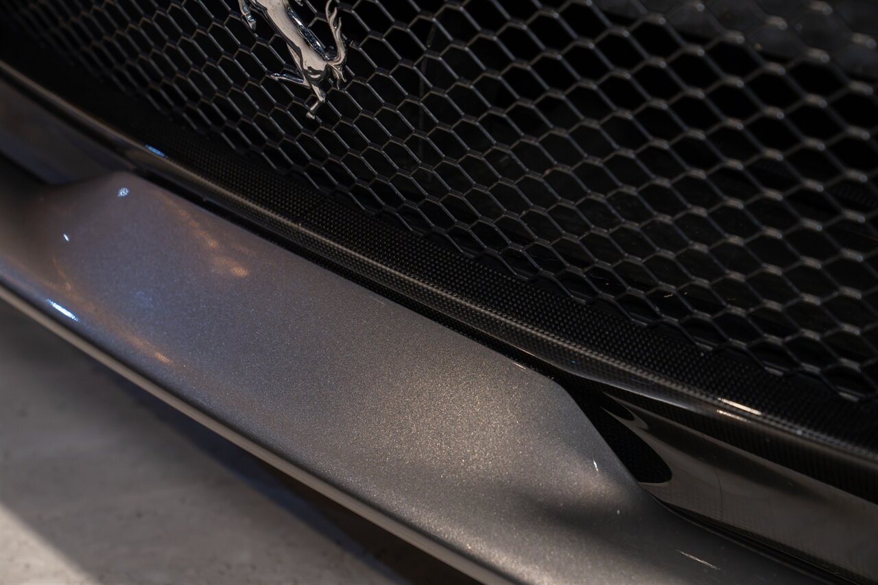 2019 Ferrari 812 Superfast   - Photo 7 - Beverly Hills, CA 90212