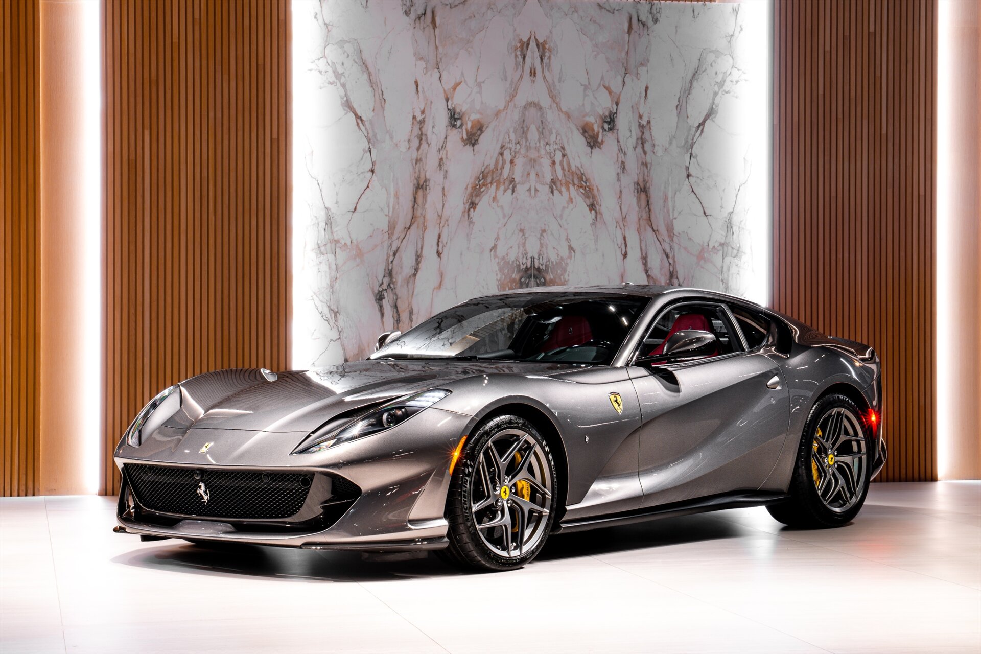 2019 Ferrari 812 Superfast - Photo 1