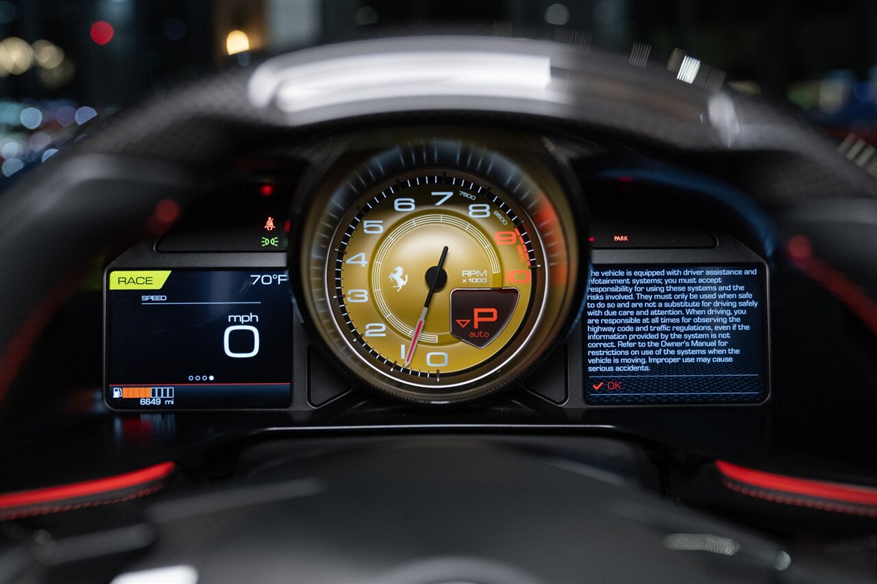 2021 Ferrari 812 GTS   - Photo 26 - Beverly Hills, CA 90212