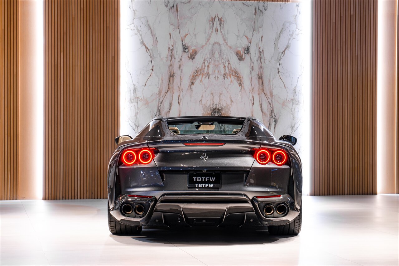 2021 Ferrari 812 GTS   - Photo 5 - Beverly Hills, CA 90212