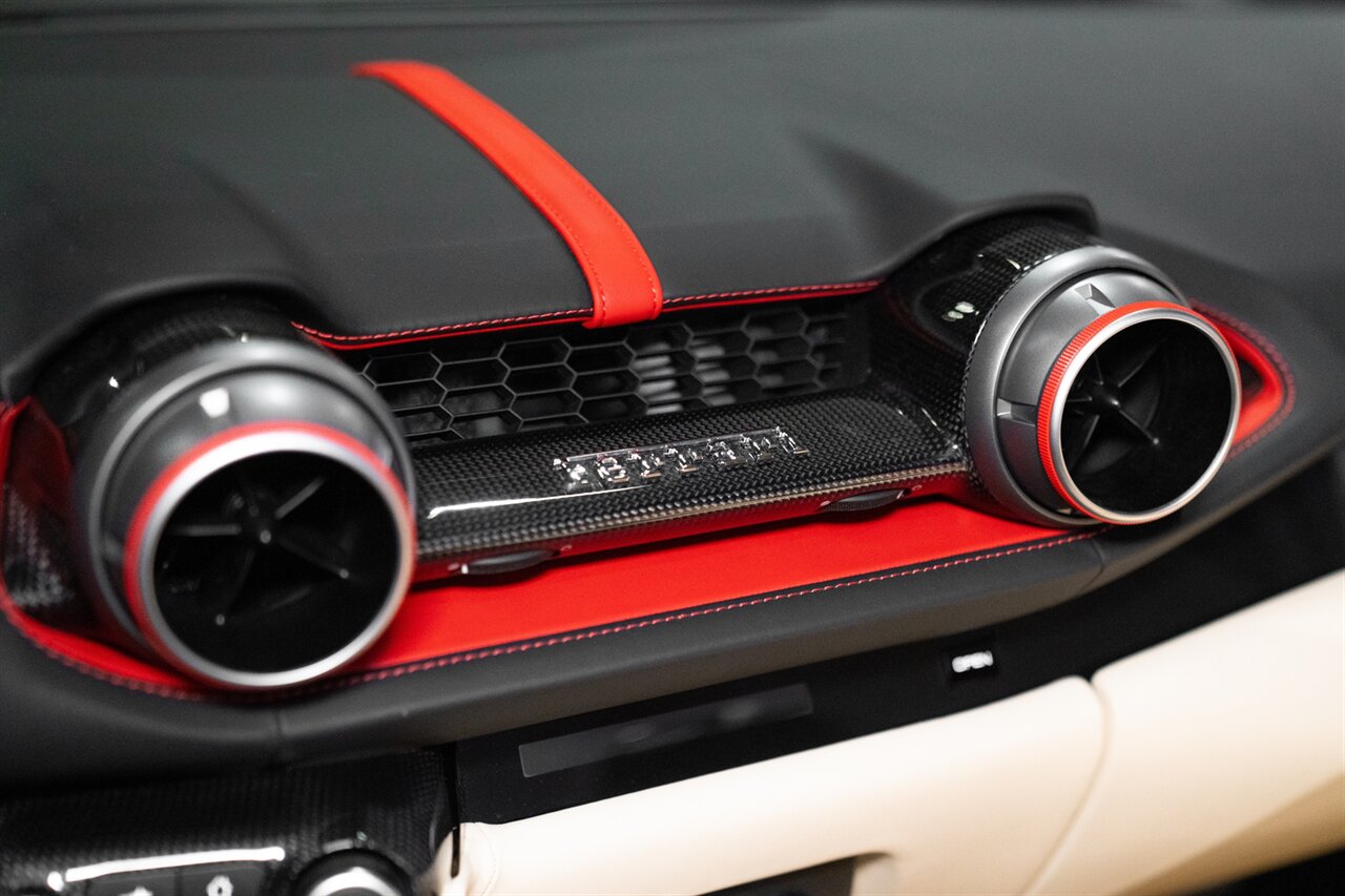 2021 Ferrari 812 GTS   - Photo 24 - Beverly Hills, CA 90212