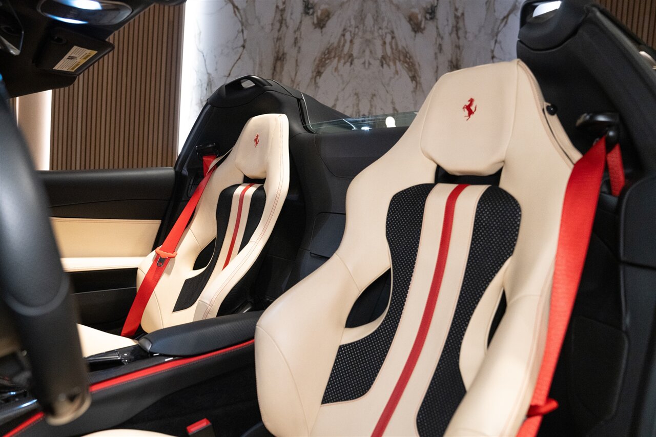 2021 Ferrari 812 GTS   - Photo 21 - Beverly Hills, CA 90212