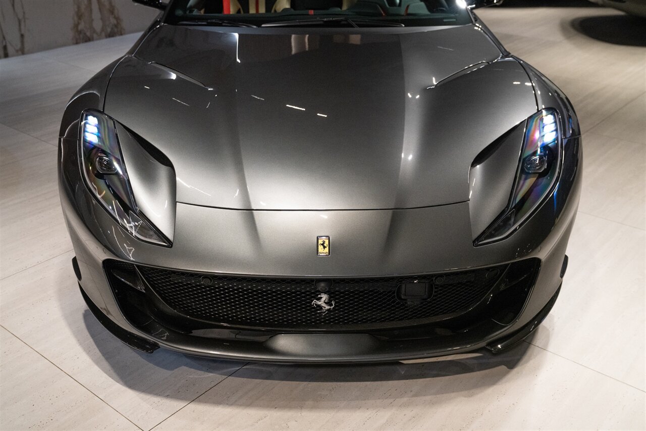 2021 Ferrari 812 GTS   - Photo 7 - Beverly Hills, CA 90212