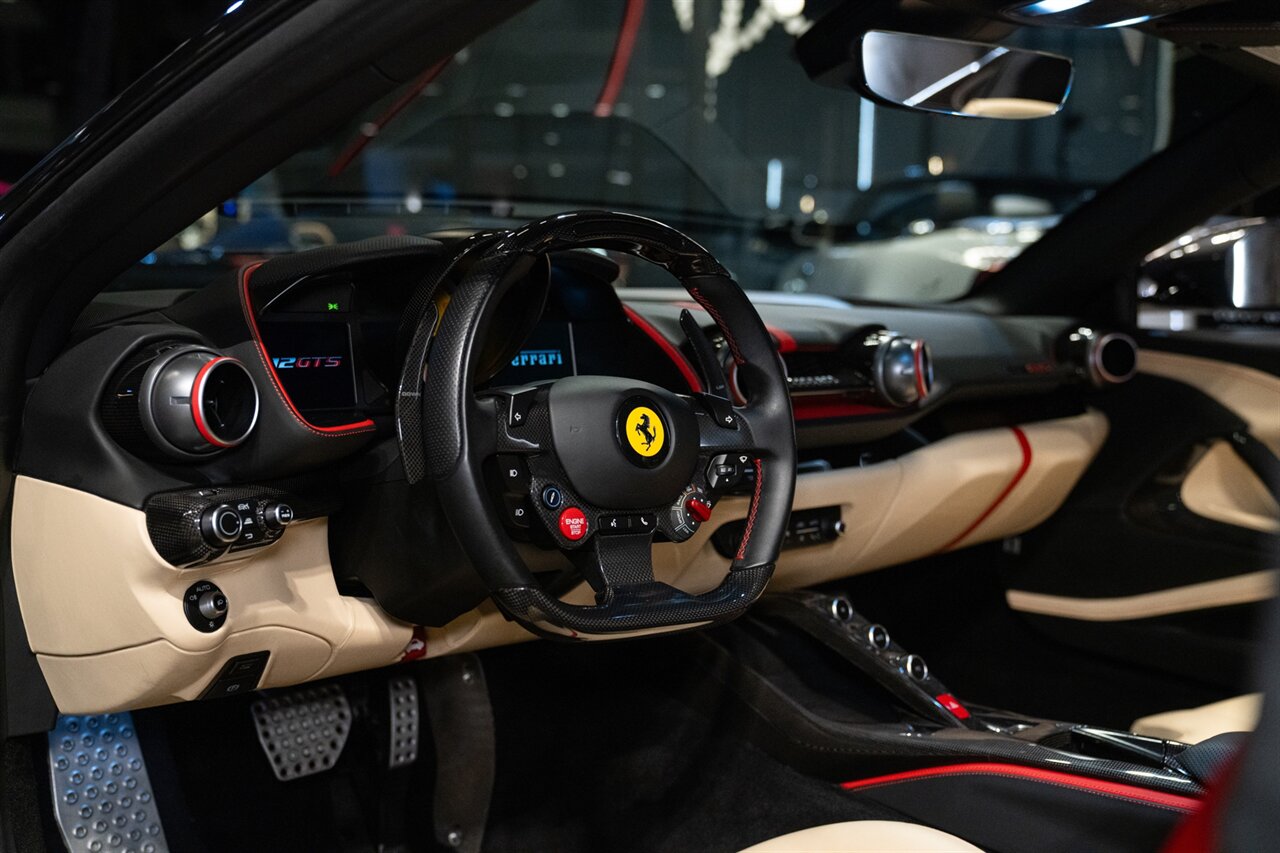 2021 Ferrari 812 GTS   - Photo 18 - Beverly Hills, CA 90212