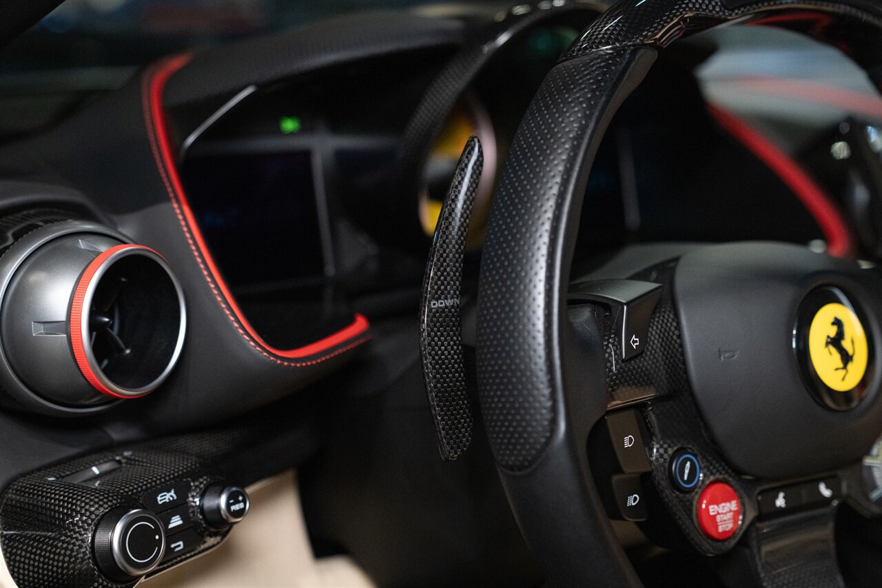 2021 Ferrari 812 GTS   - Photo 19 - Beverly Hills, CA 90212