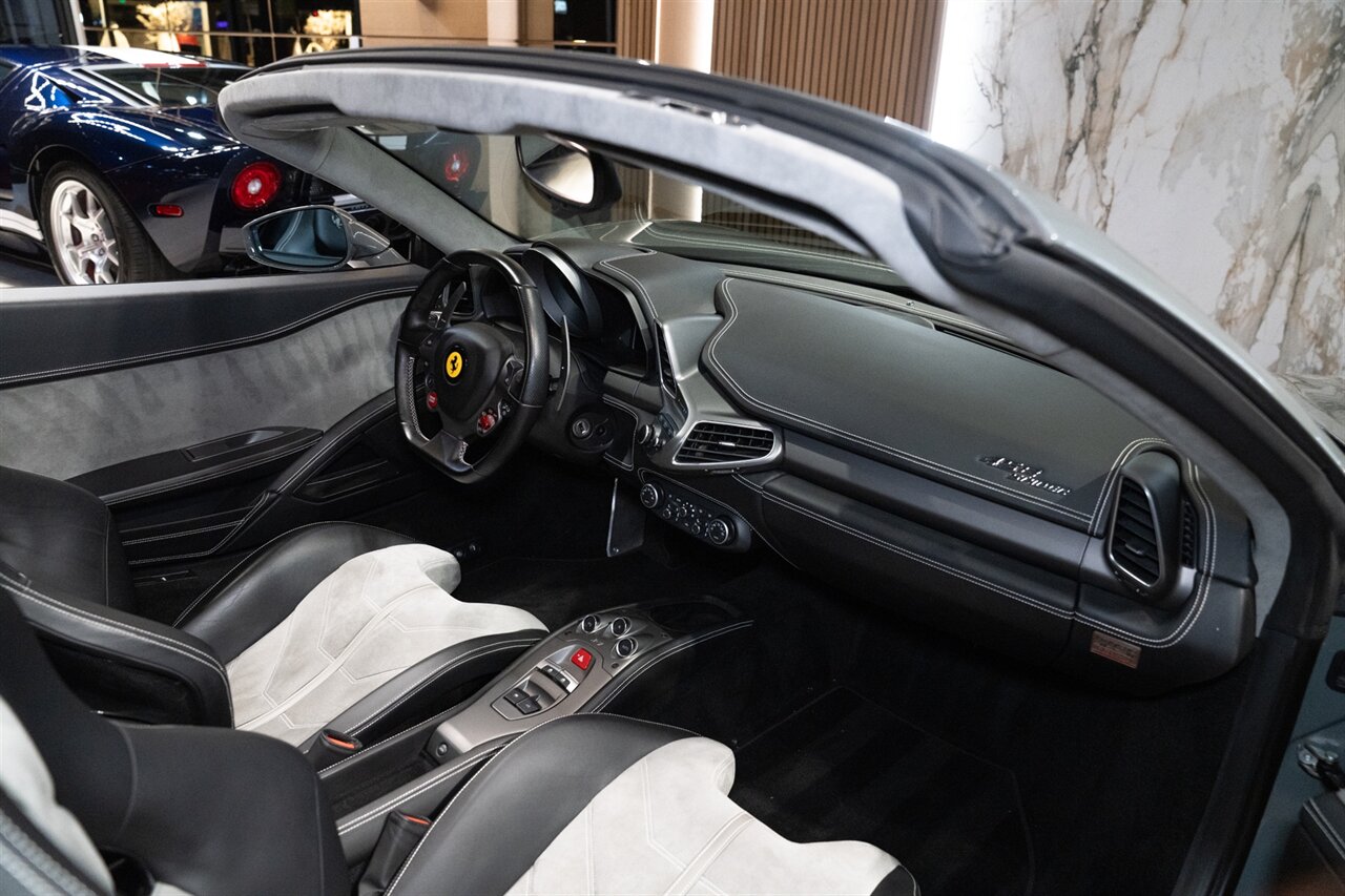 2012 Ferrari 458 Spider - Photo 8 - Beverly Hills, CA 90212
