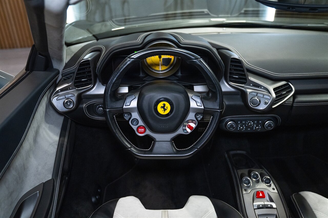 2012 Ferrari 458 Spider - Photo 9 - Beverly Hills, CA 90212